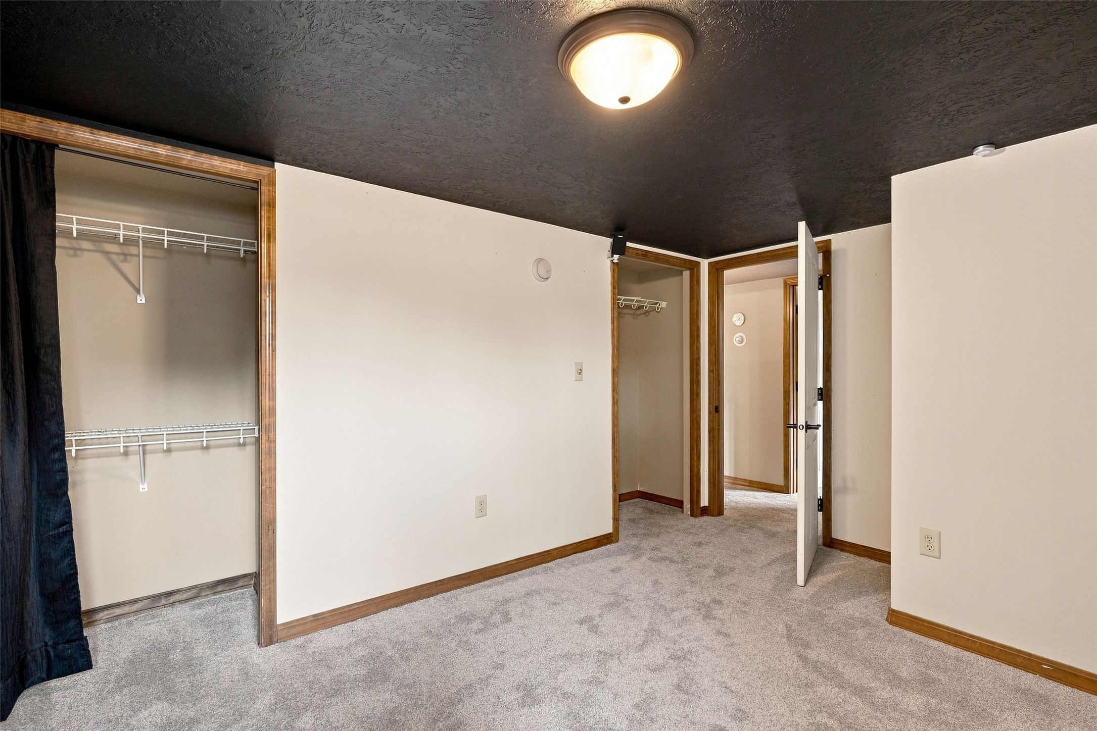 555 Grantsdale Road Property Photo 27