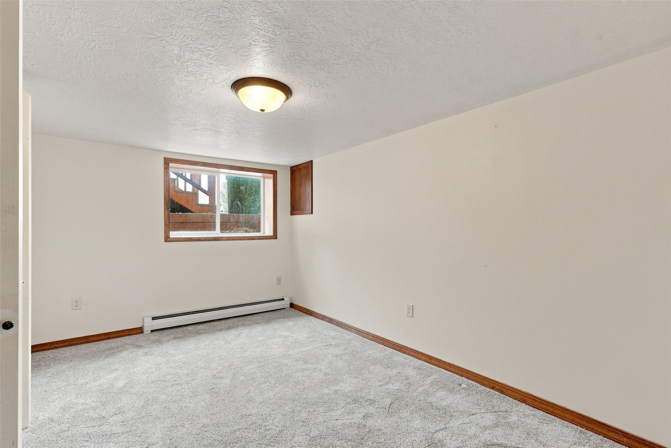 555 Grantsdale Road Property Photo 32