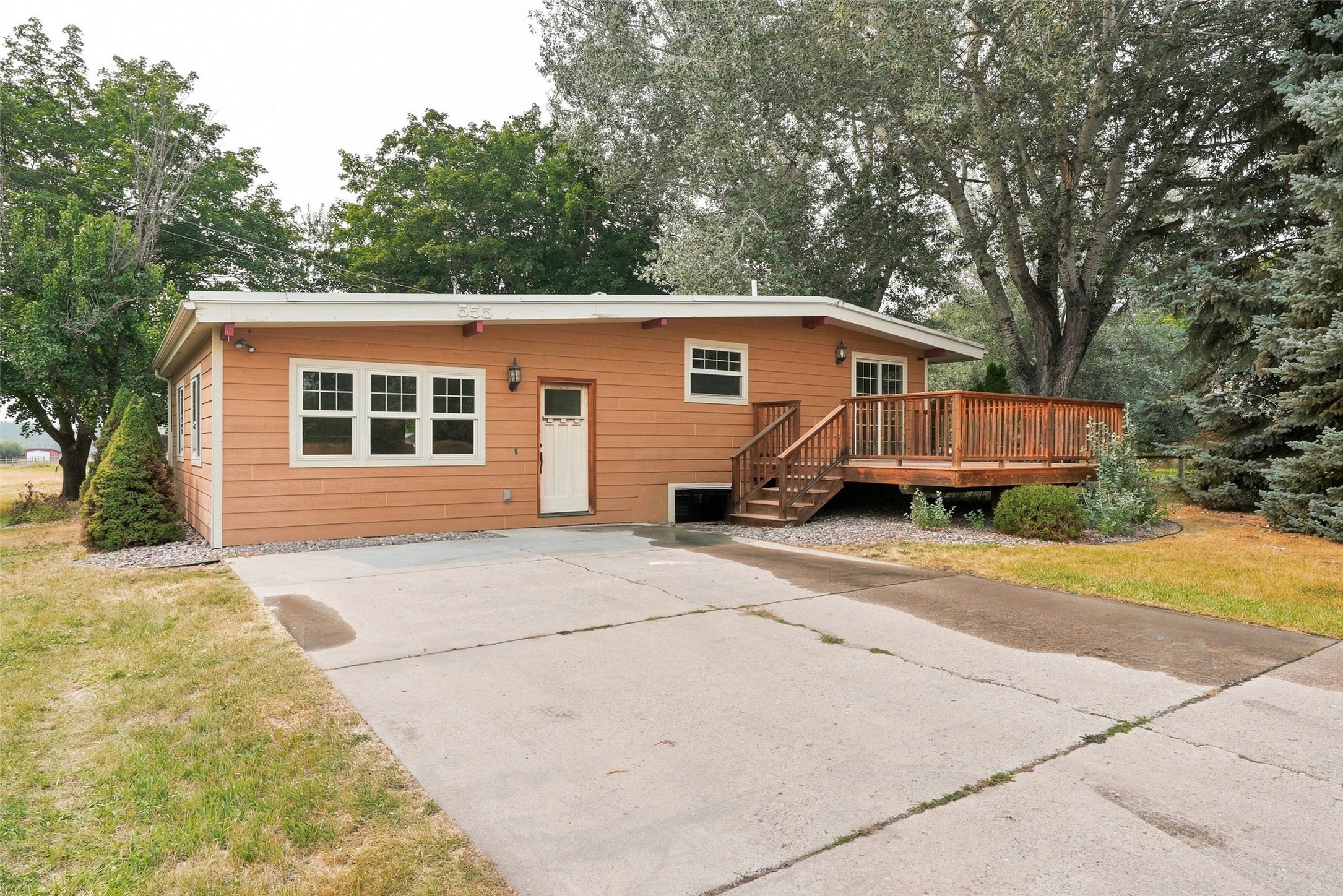 555 Grantsdale Road Property Photo 46