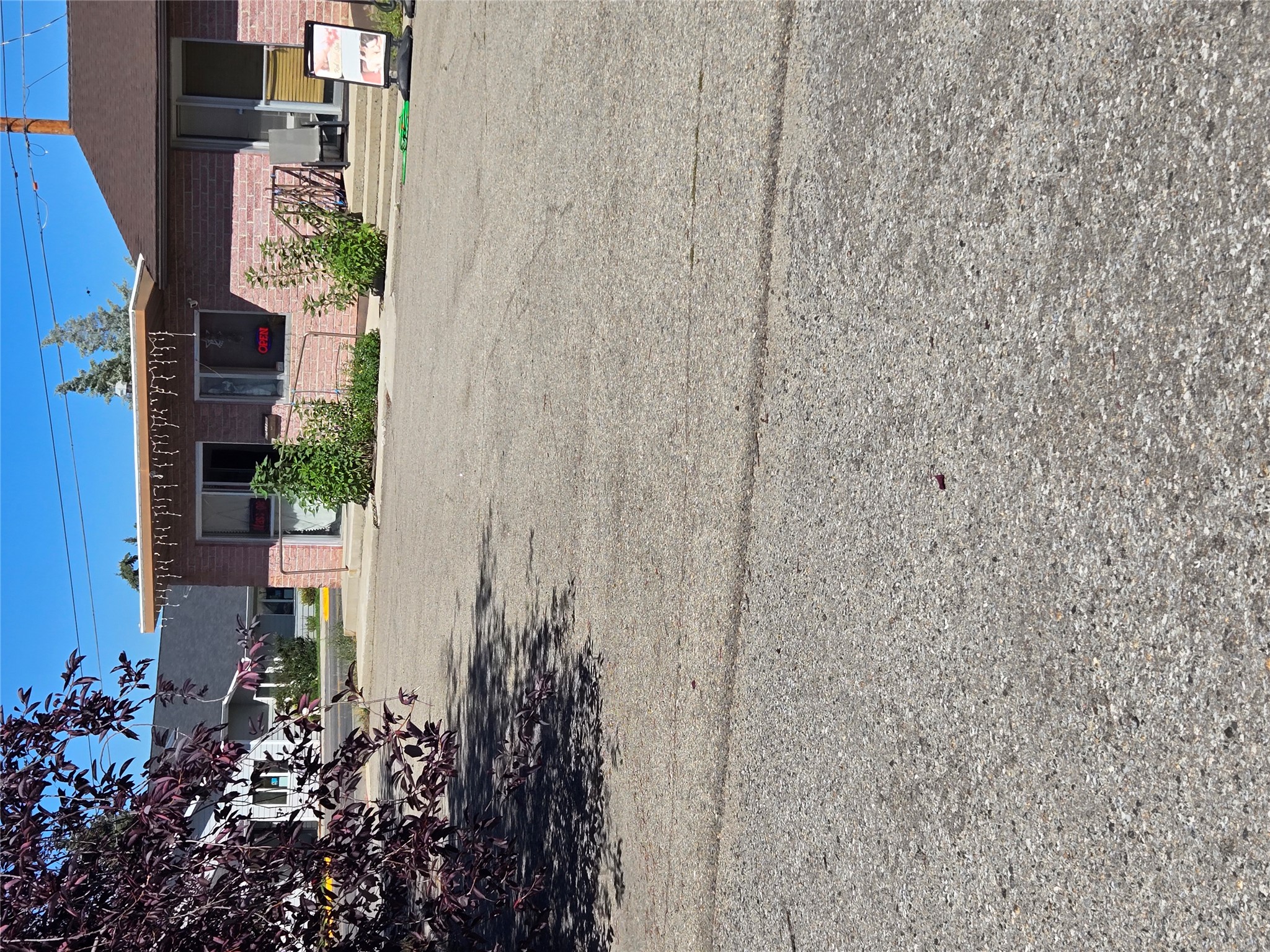 2850 Farragut Avenue Property Photo 8