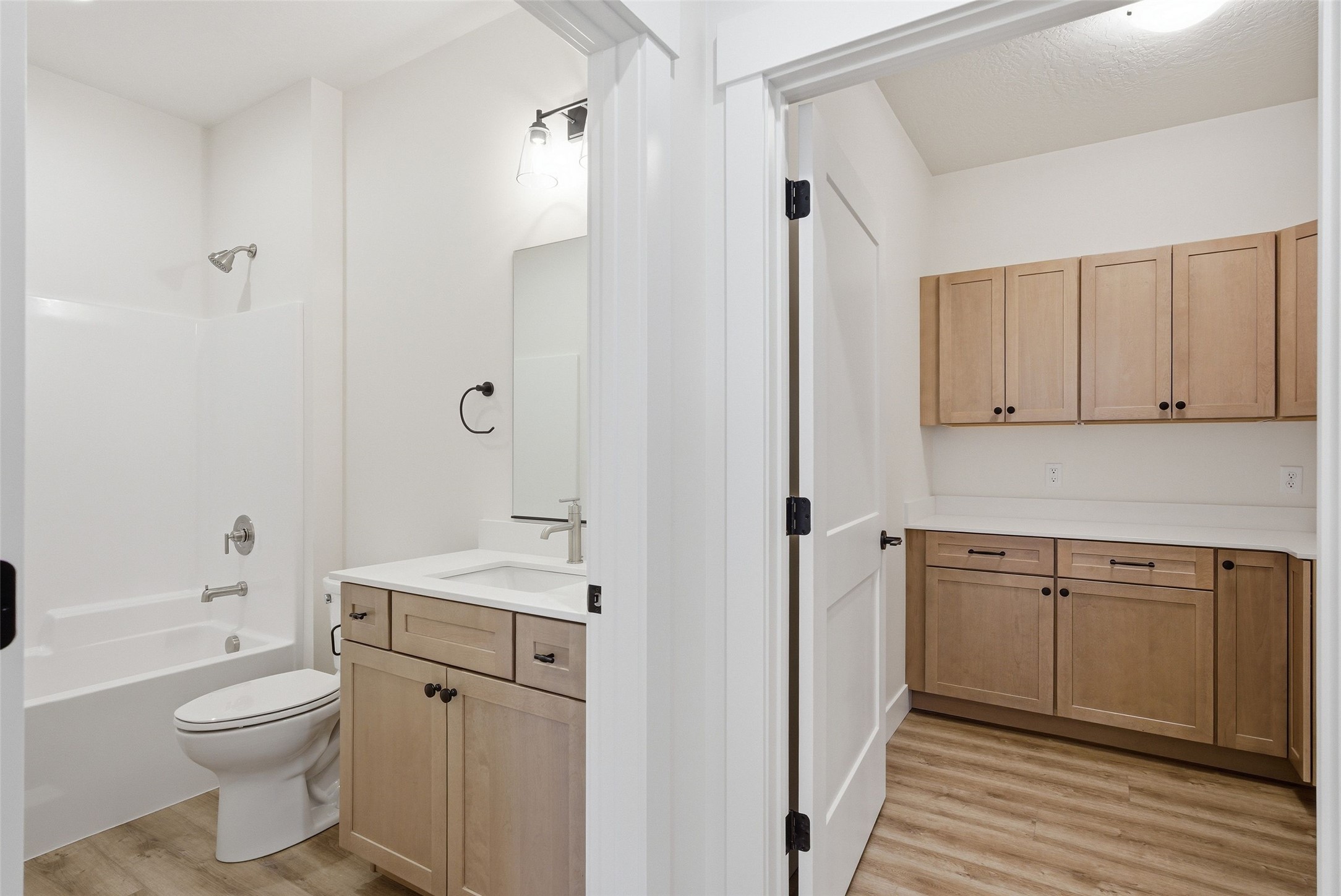 3990 Camden Street B Property Photo 7