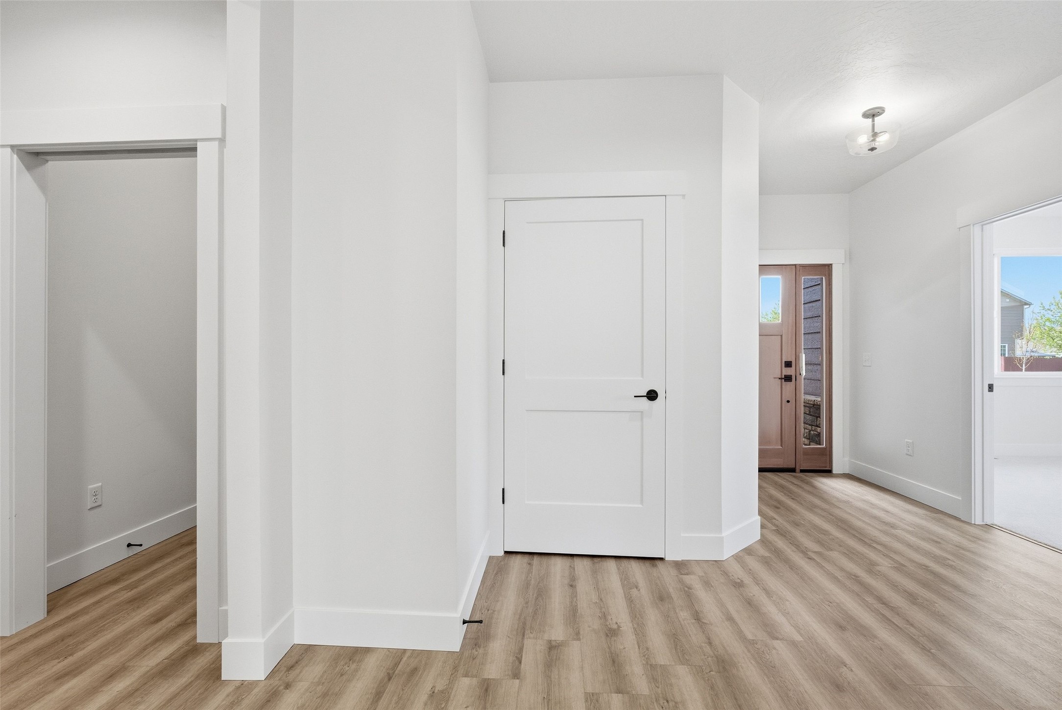 3990 Camden Street B Property Photo 12