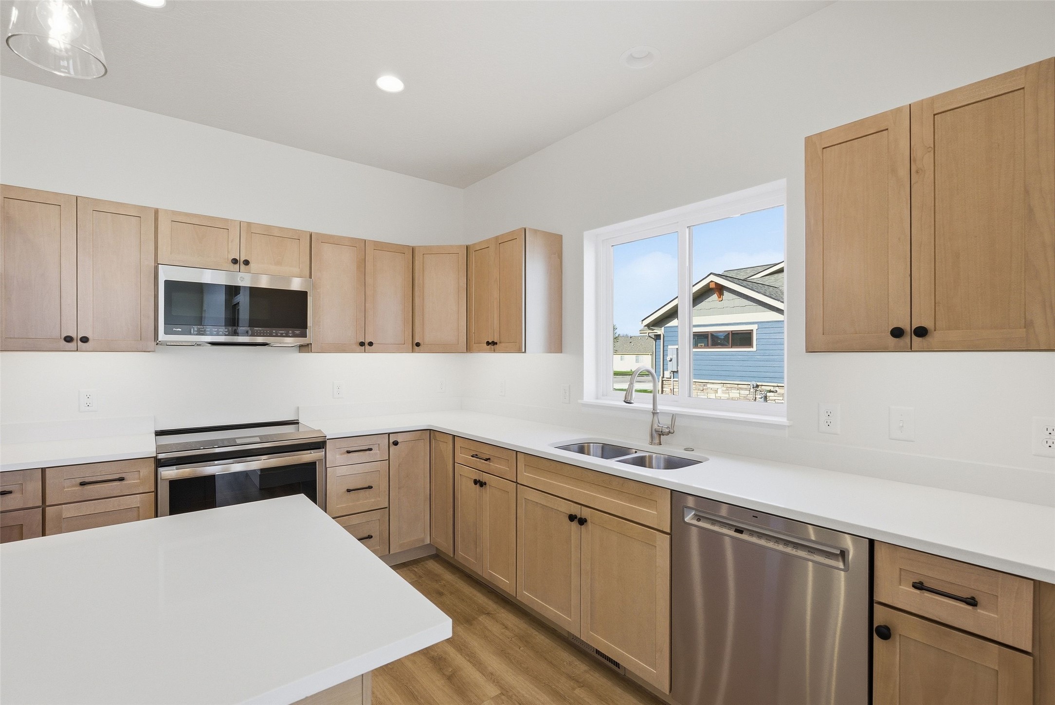 3990 Camden Street B Property Photo 16