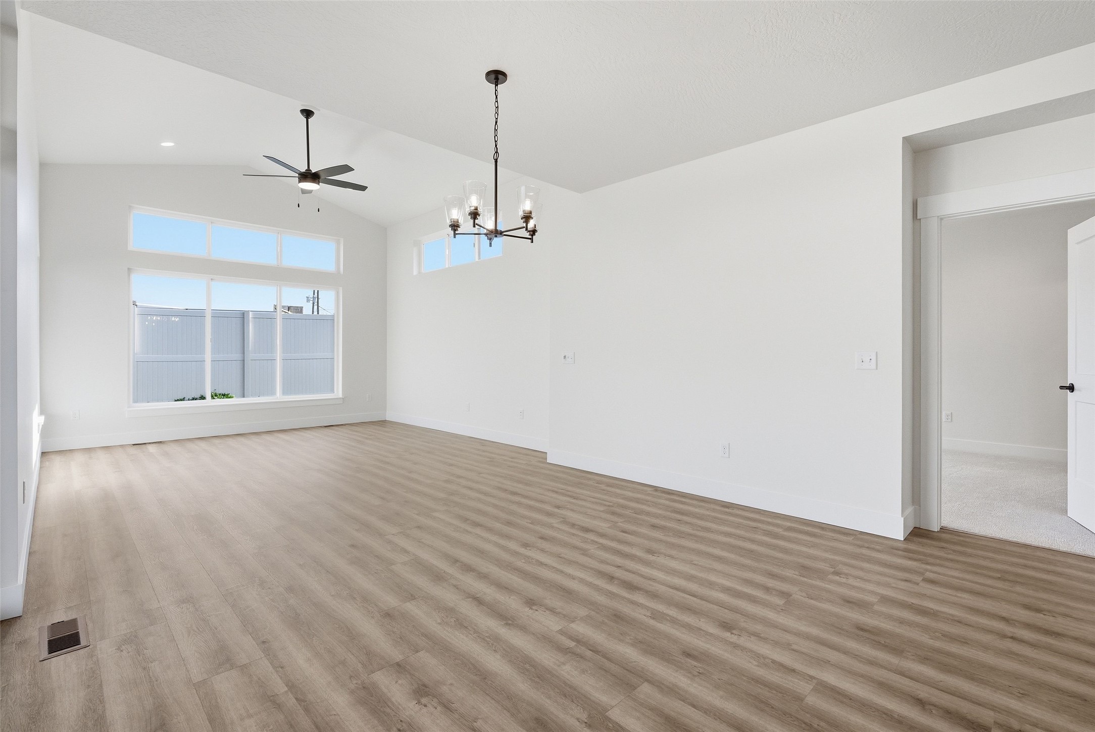 3990 Camden Street B Property Photo 20
