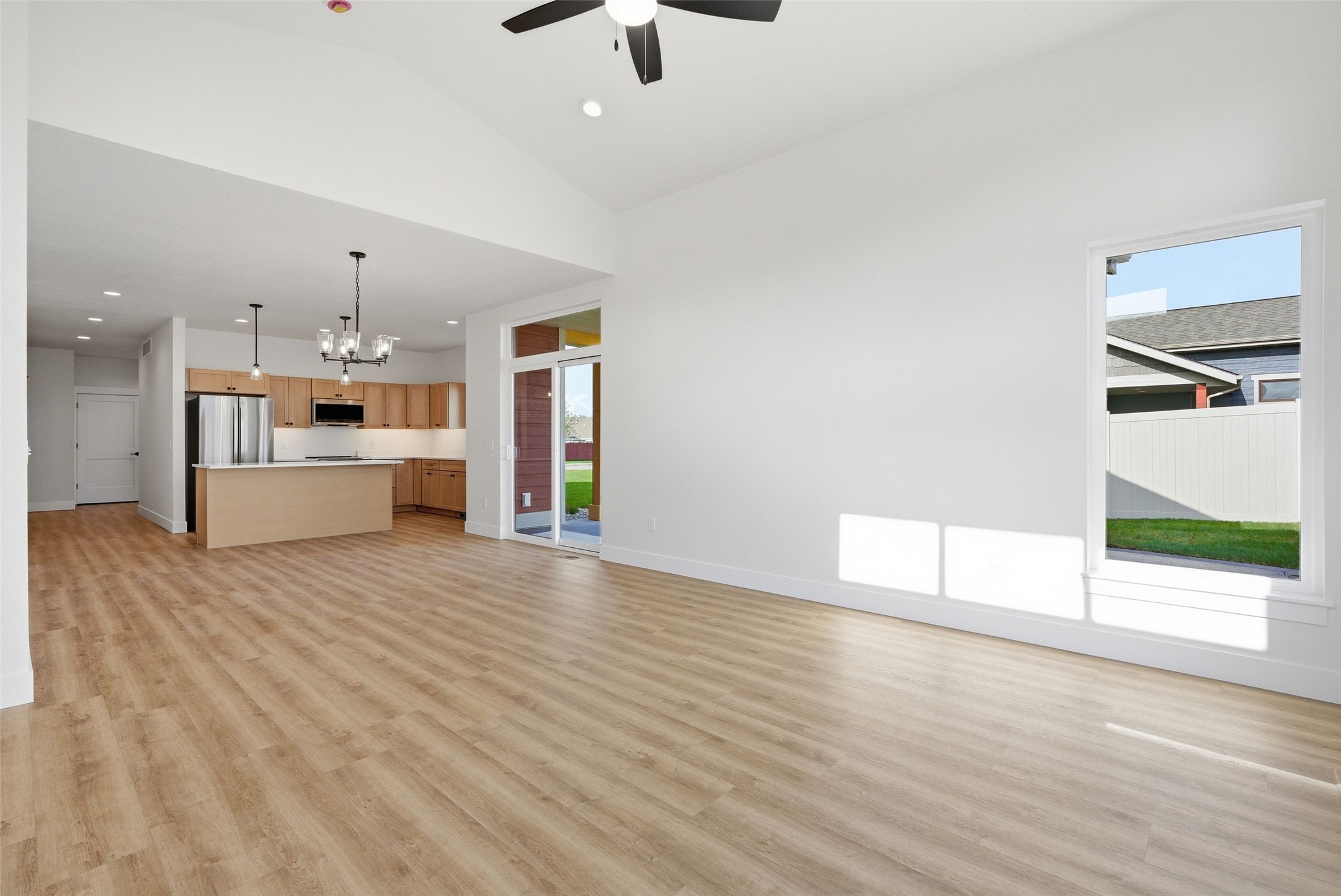 3990 Camden Street B Property Photo 23