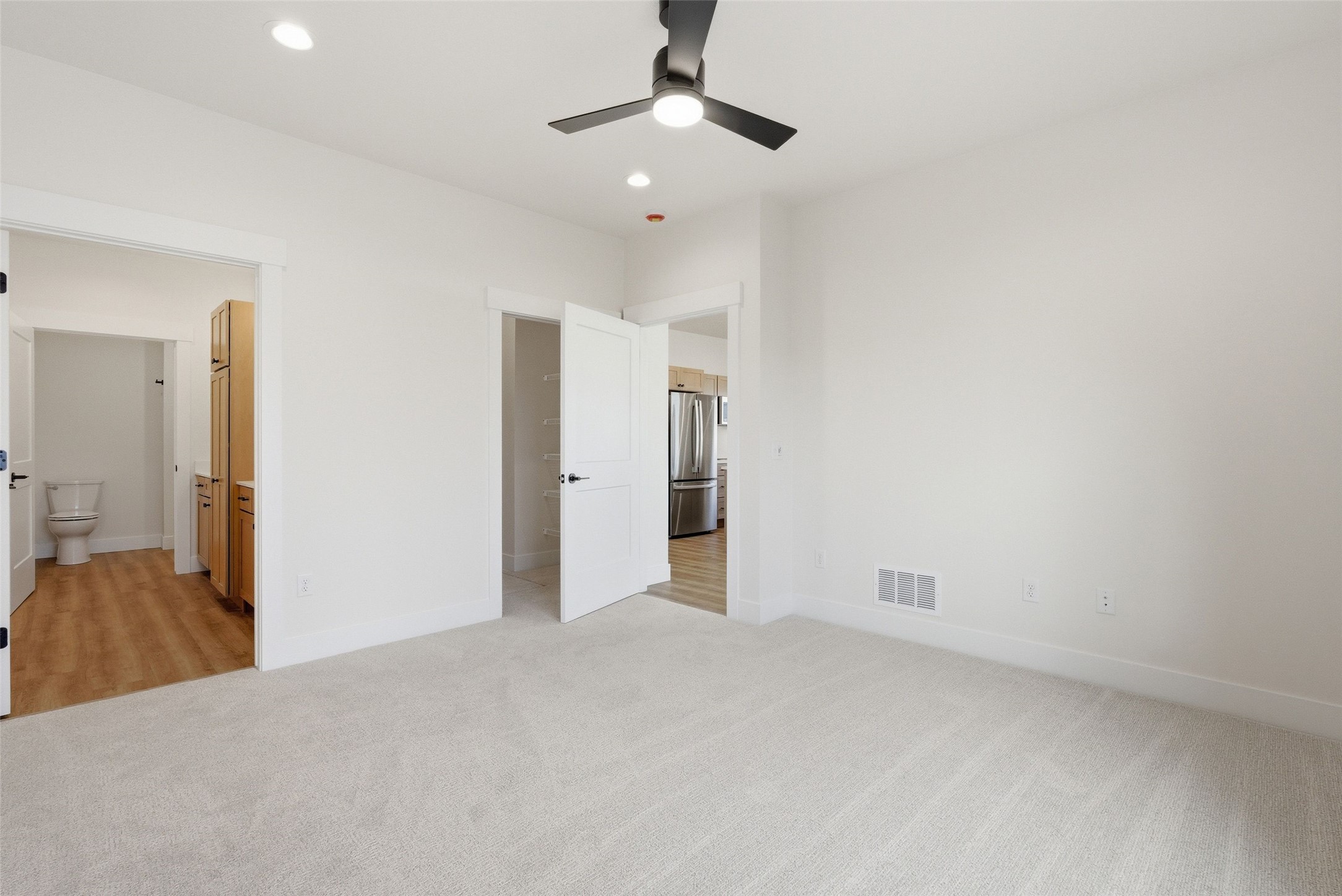 3990 Camden Street B Property Photo 26