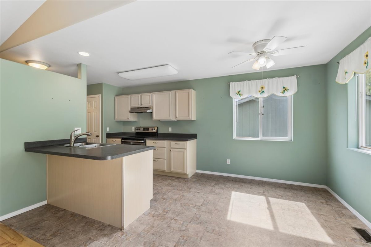 141 W Nicklaus Avenue Property Photo 11