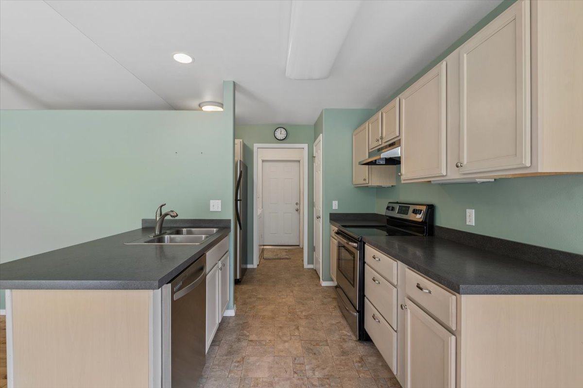 141 W Nicklaus Avenue Property Photo 14