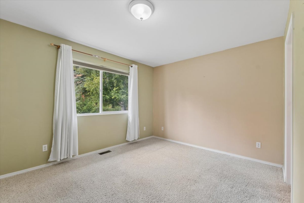 141 W Nicklaus Avenue Property Photo 21