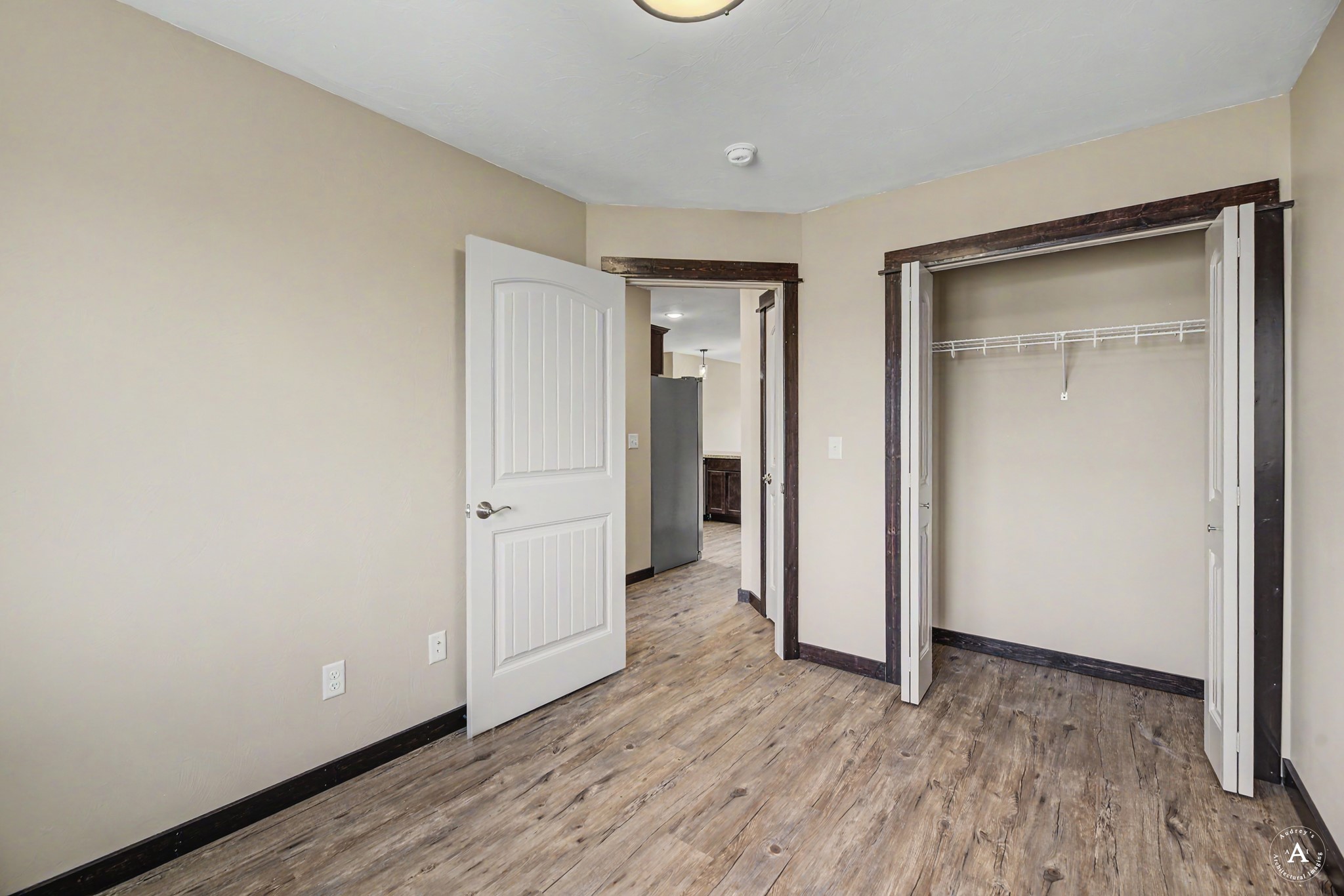 2872 Overlook Boulevard Property Photo 15