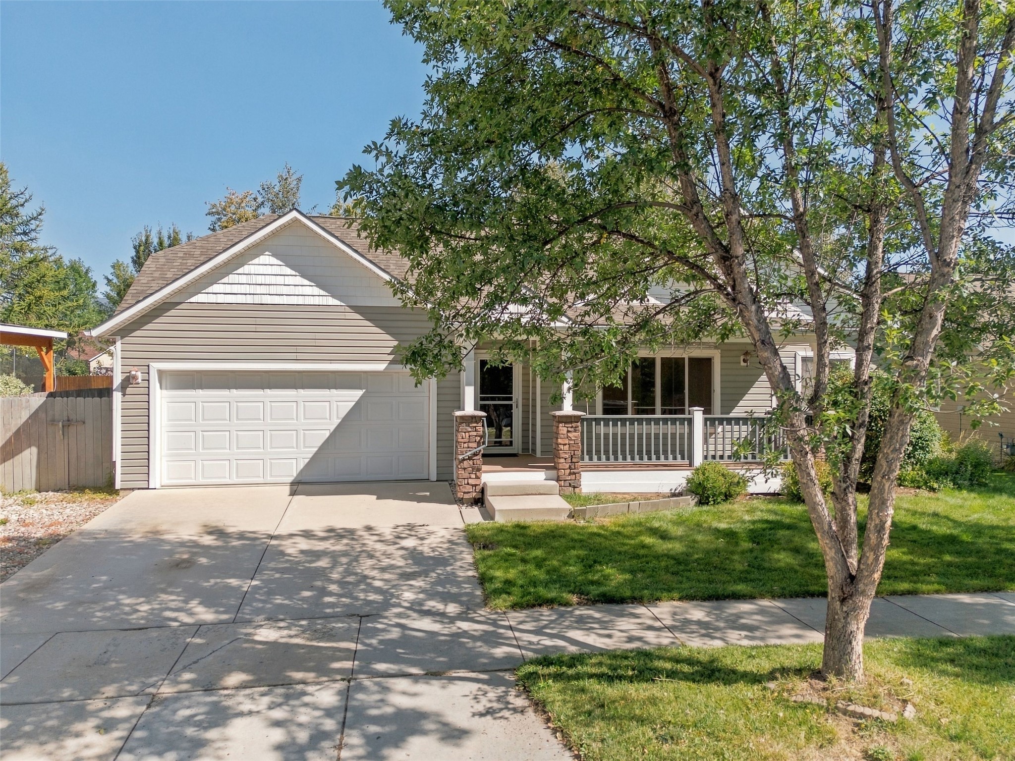 3928 Concord Drive Property Photo 1