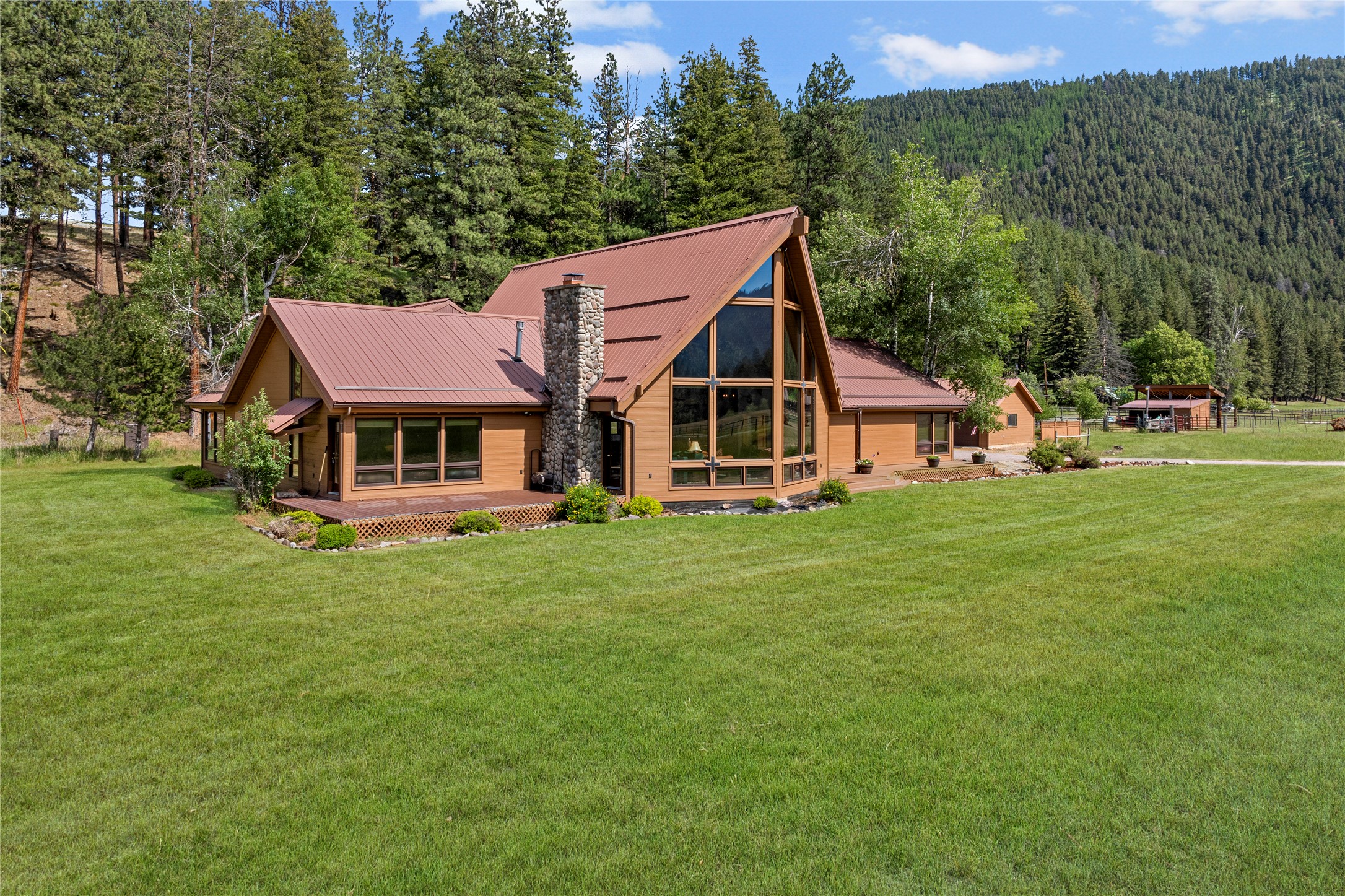 48 Rock Creek Road Property Photo 1