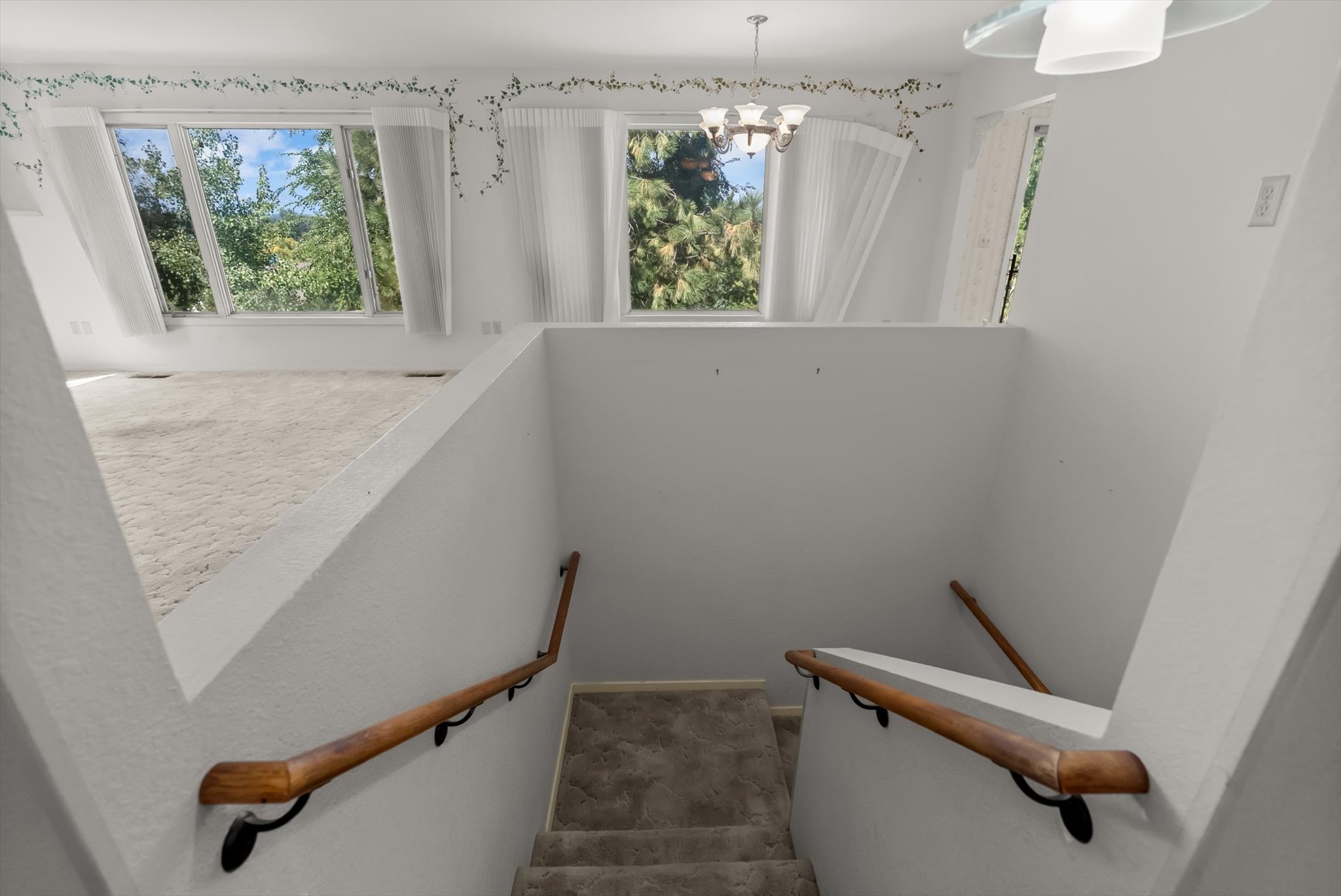 904 Simons Drive Property Photo 17
