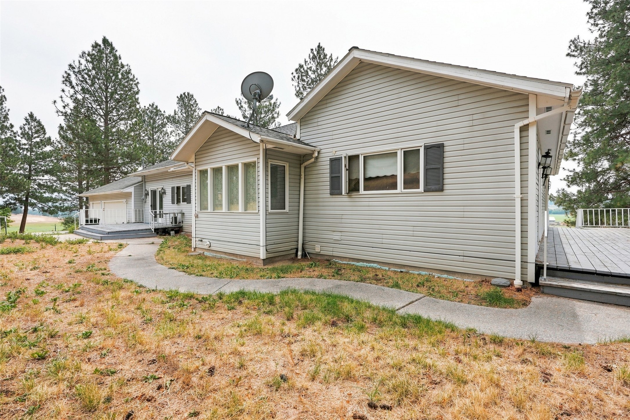382 Sweathouse Creek Road Property Photo 9