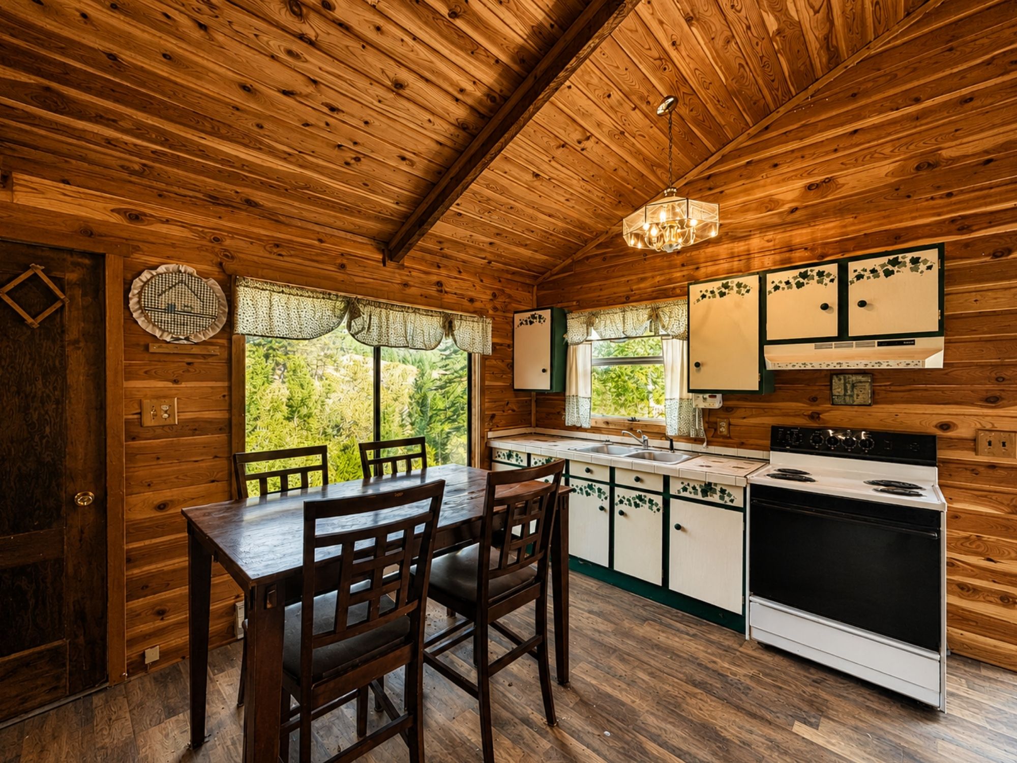 4100 Mt Highway 200 Property Photo 7