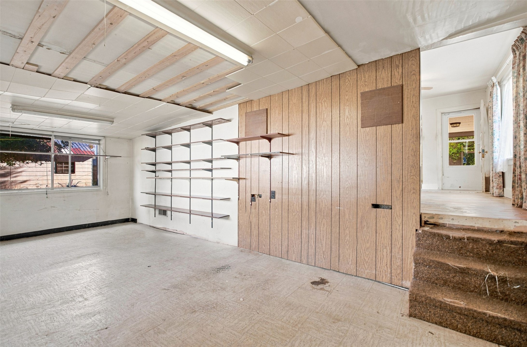 520 W Kent Avenue Property Photo 19