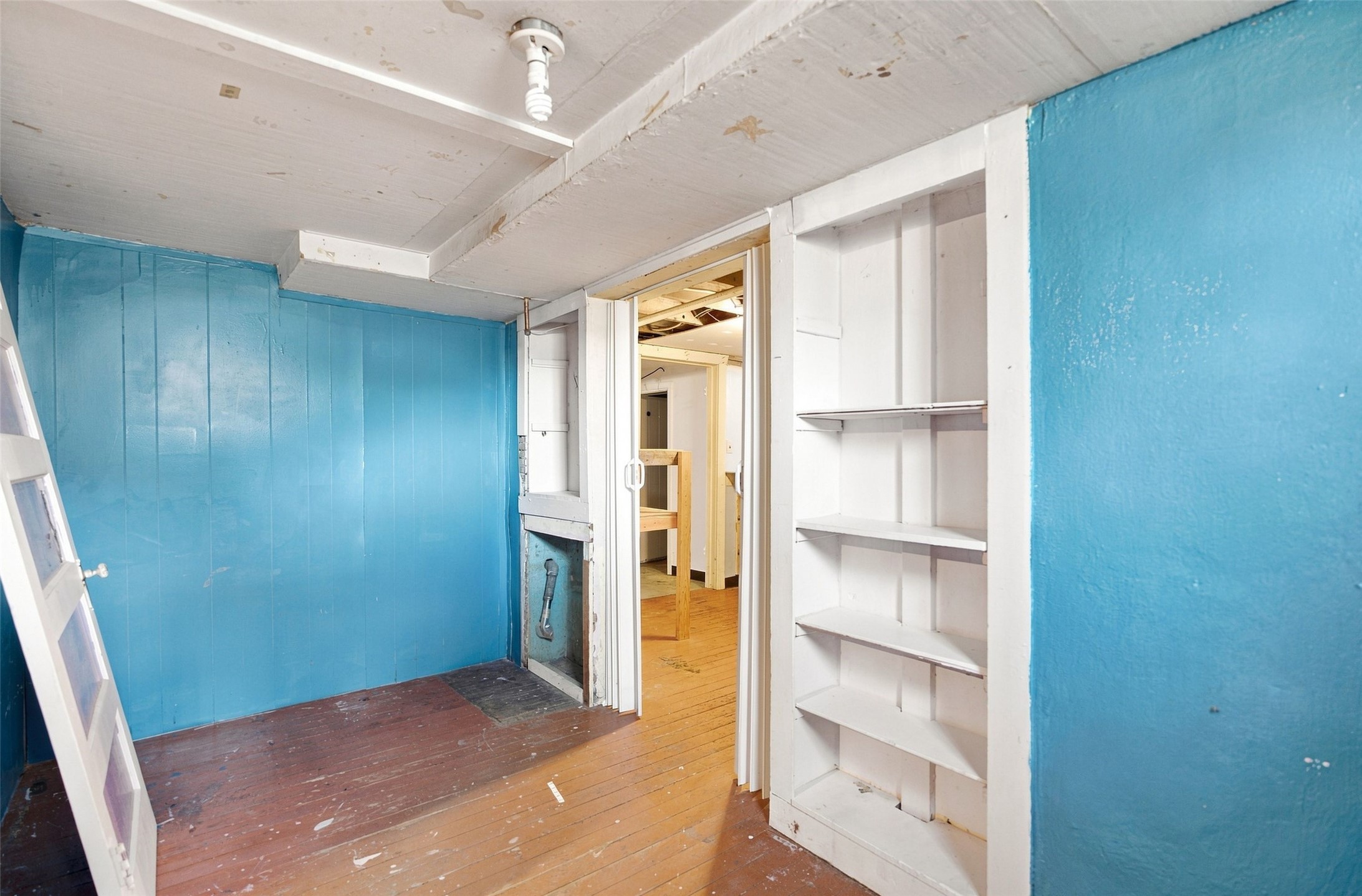520 W Kent Avenue Property Photo 29