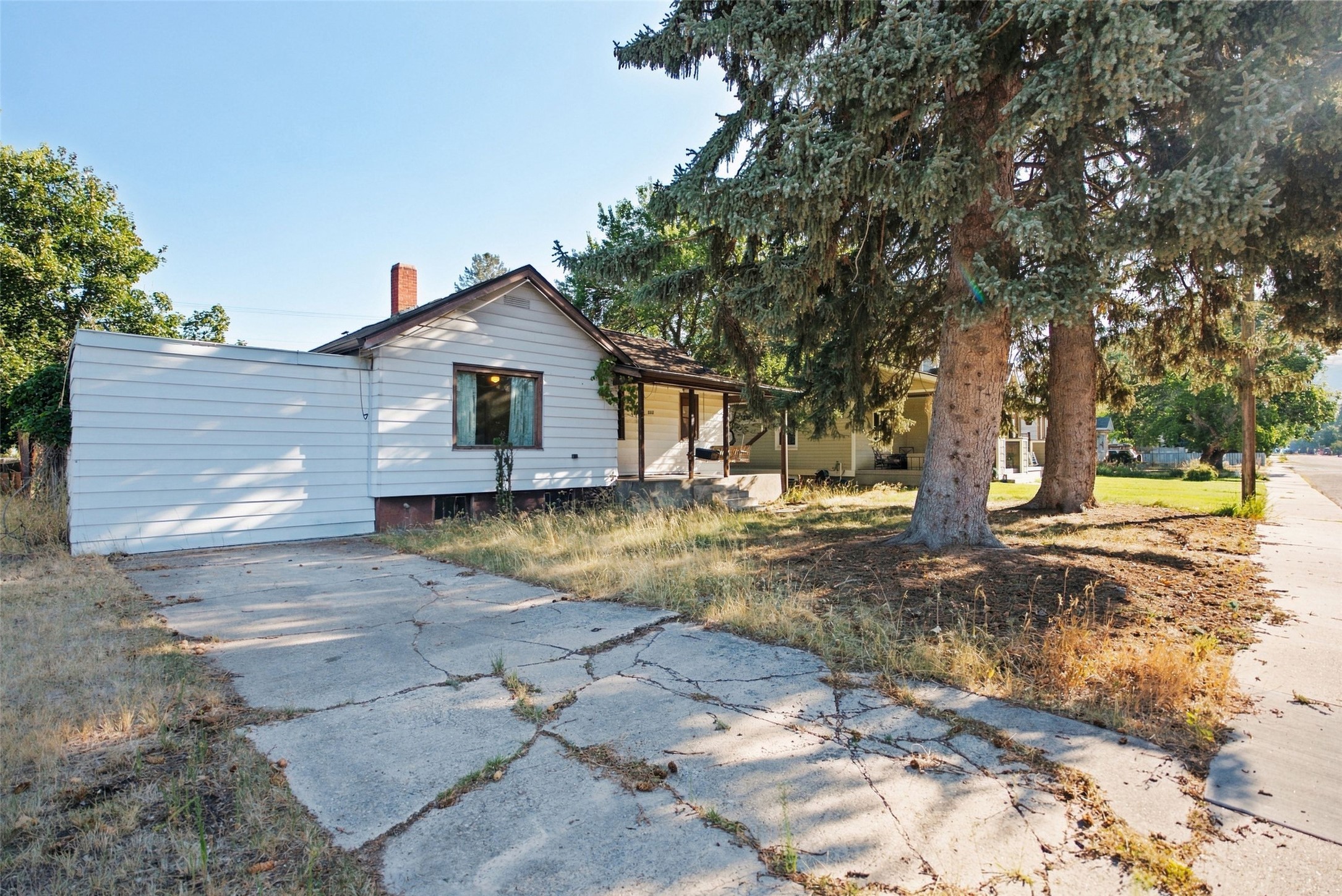 520 W Kent Avenue Property Photo 34