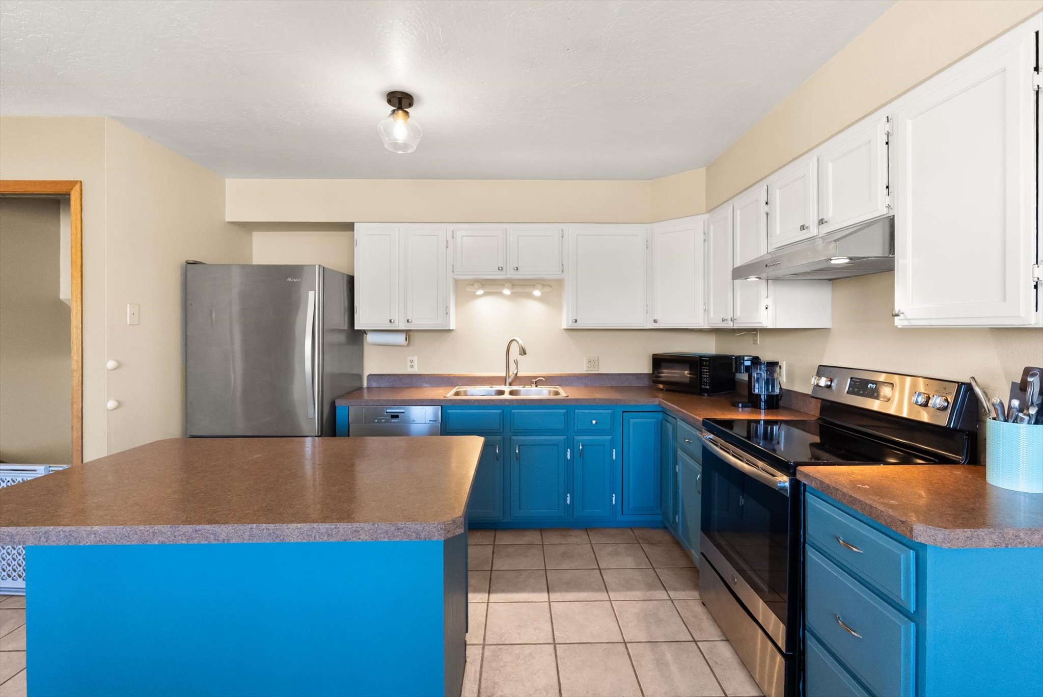 13970 Sapphire Drive Property Photo 12