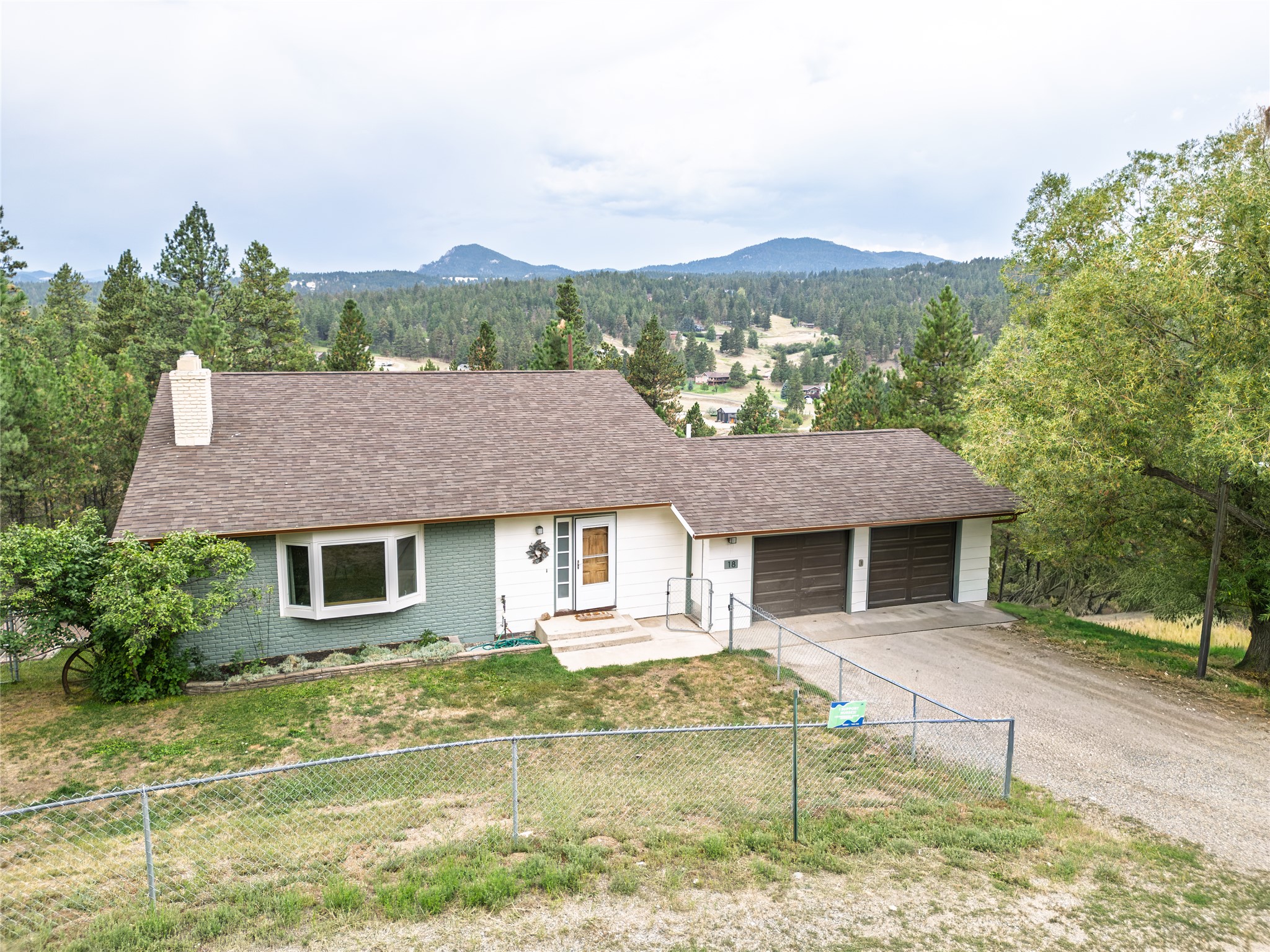 18 Bootlegger Trail Property Photo 1