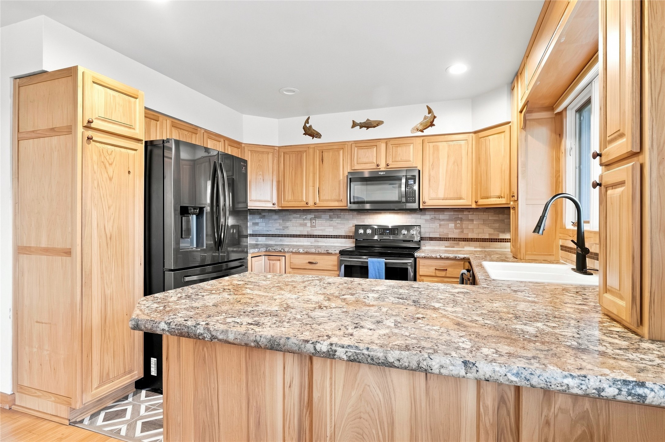 18 Bootlegger Trail Property Photo 6