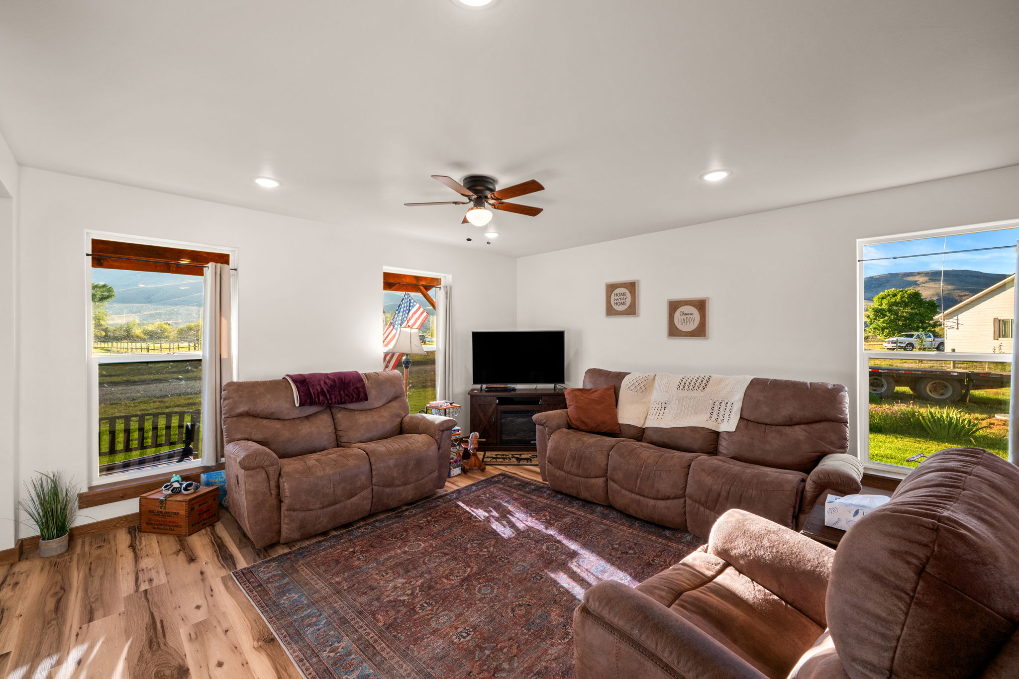 58 Loch Leven Lane Property Photo 12