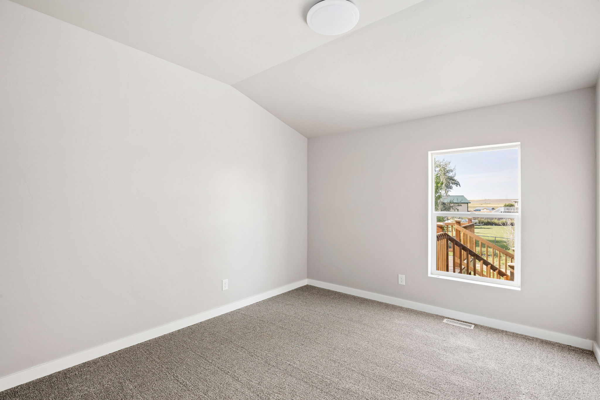 310 Washington Boulevard Property Photo 32