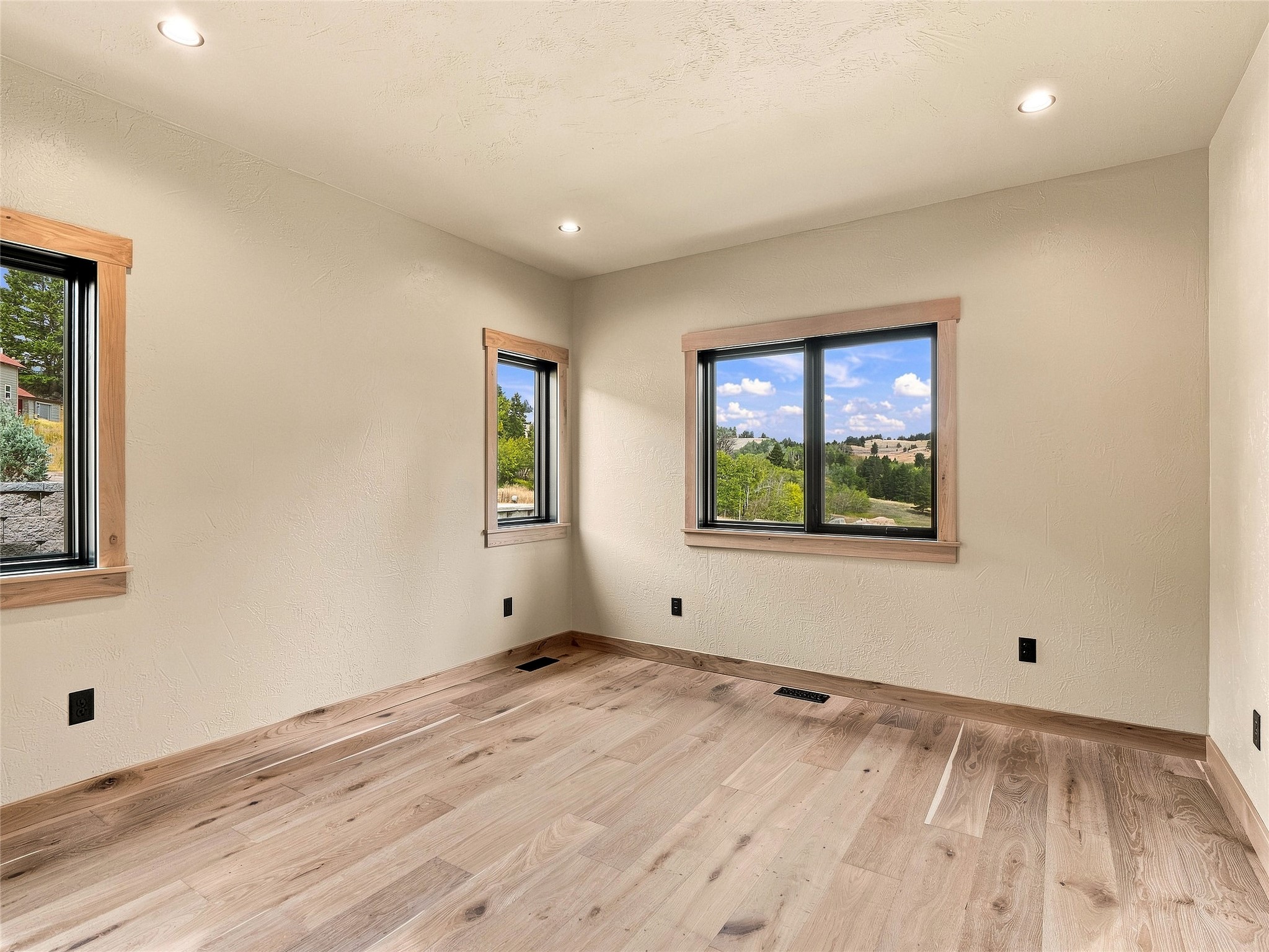 553 Trinity Road Property Photo 51