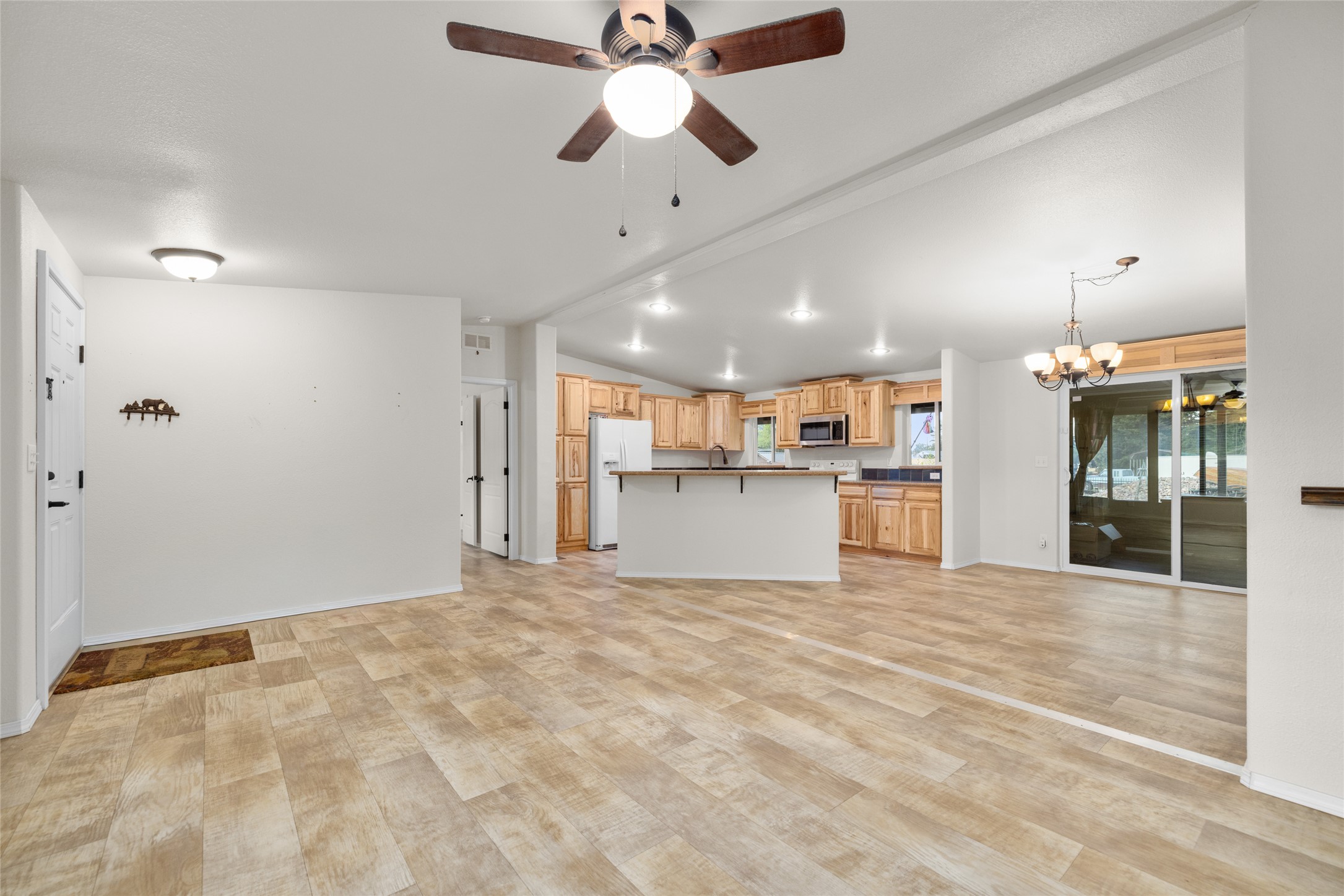 304 Parliament Drive Property Photo 14