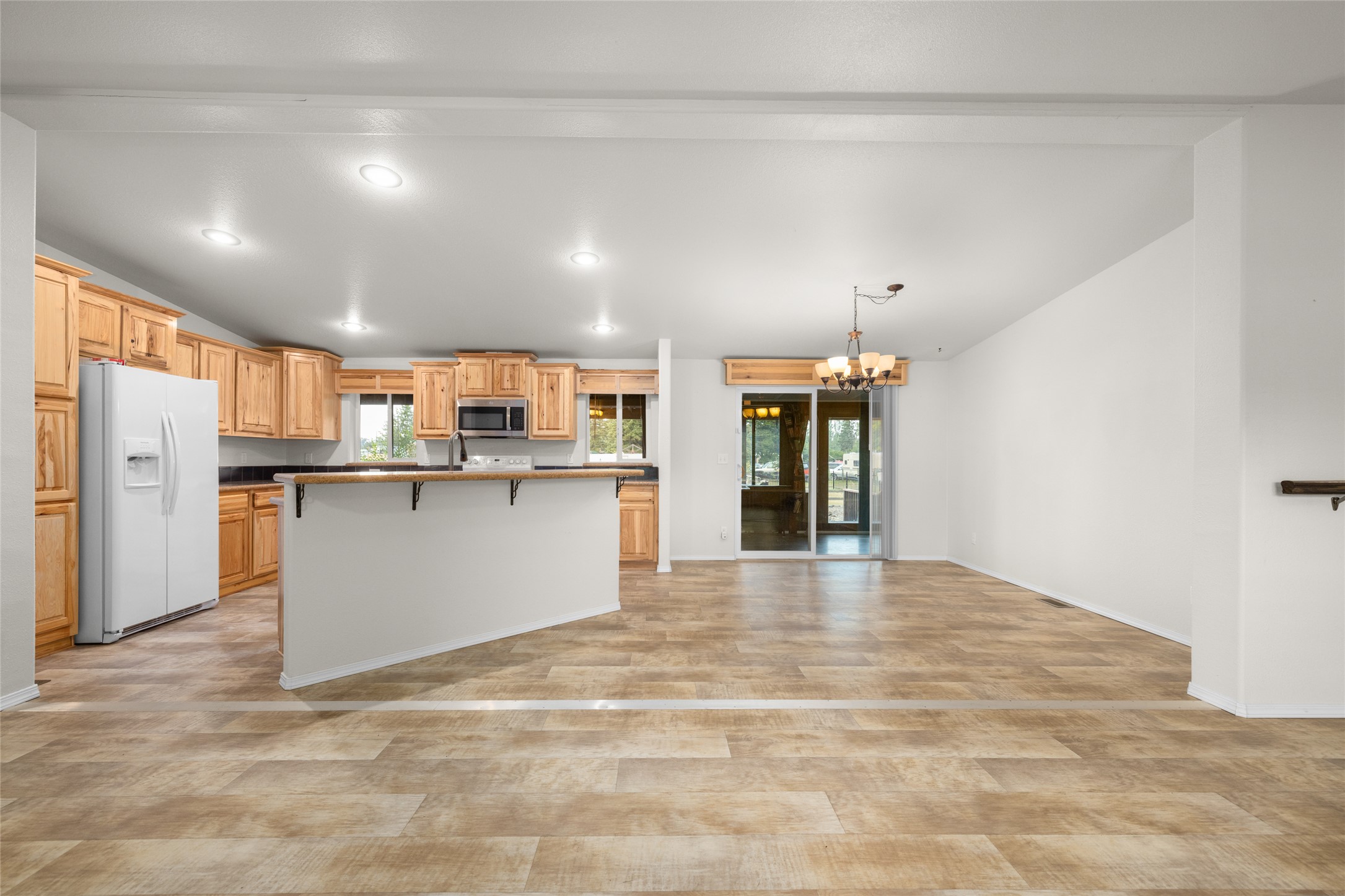 304 Parliament Drive Property Photo 16