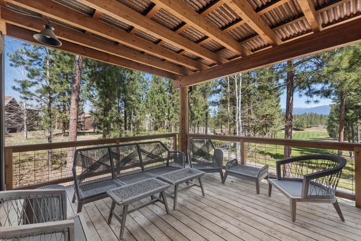 1404 Wilderness Club Drive Property Photo 3