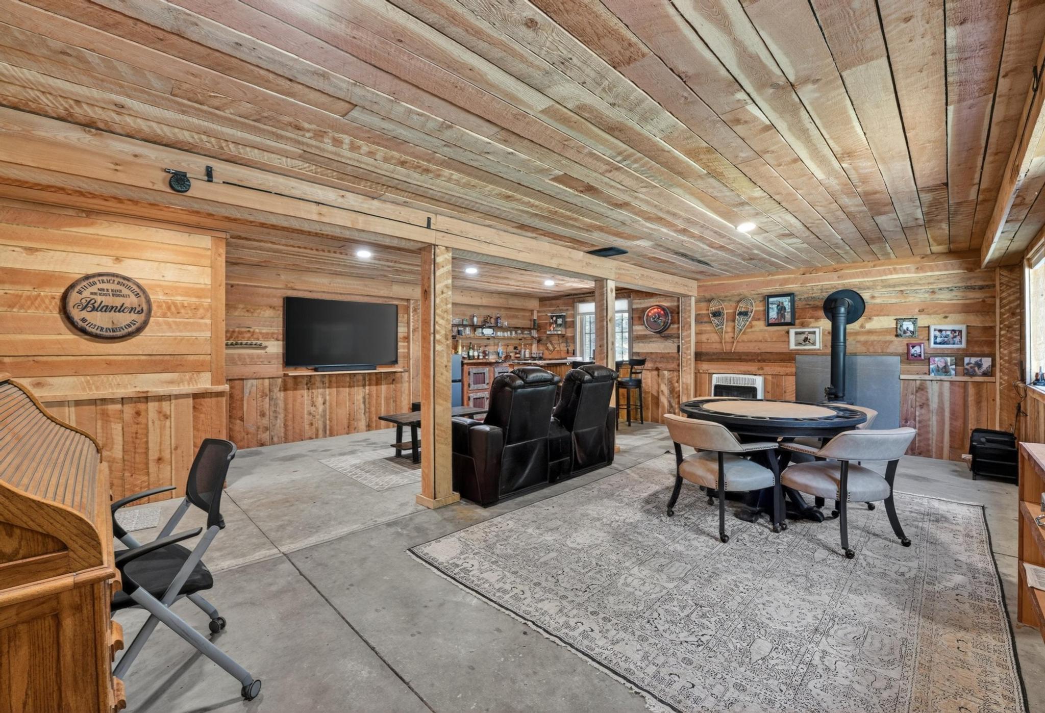 4332 Grave Creek Road Property Photo 61