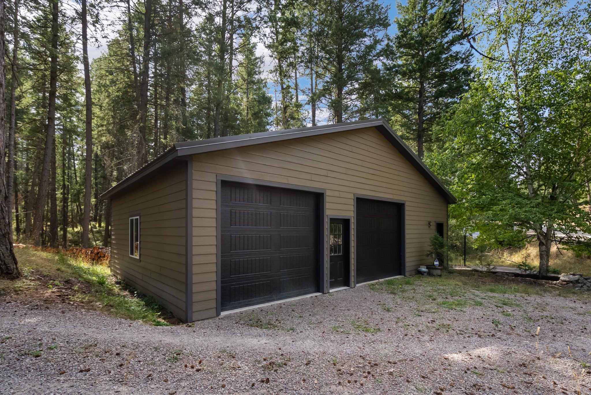 249 Gilbert Lake Drive Property Photo 27