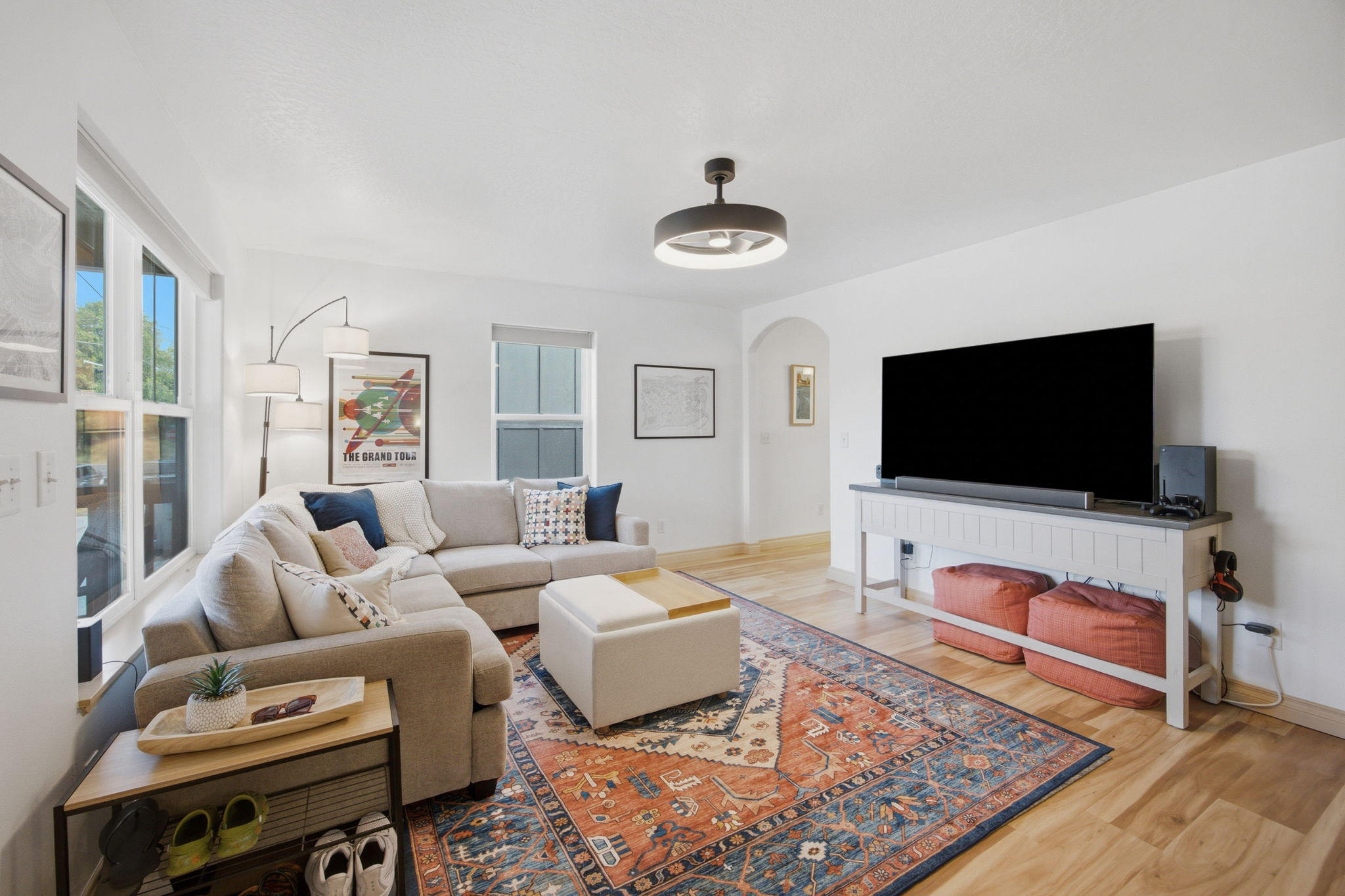 2115 S 6th Street W A Property Photo 4