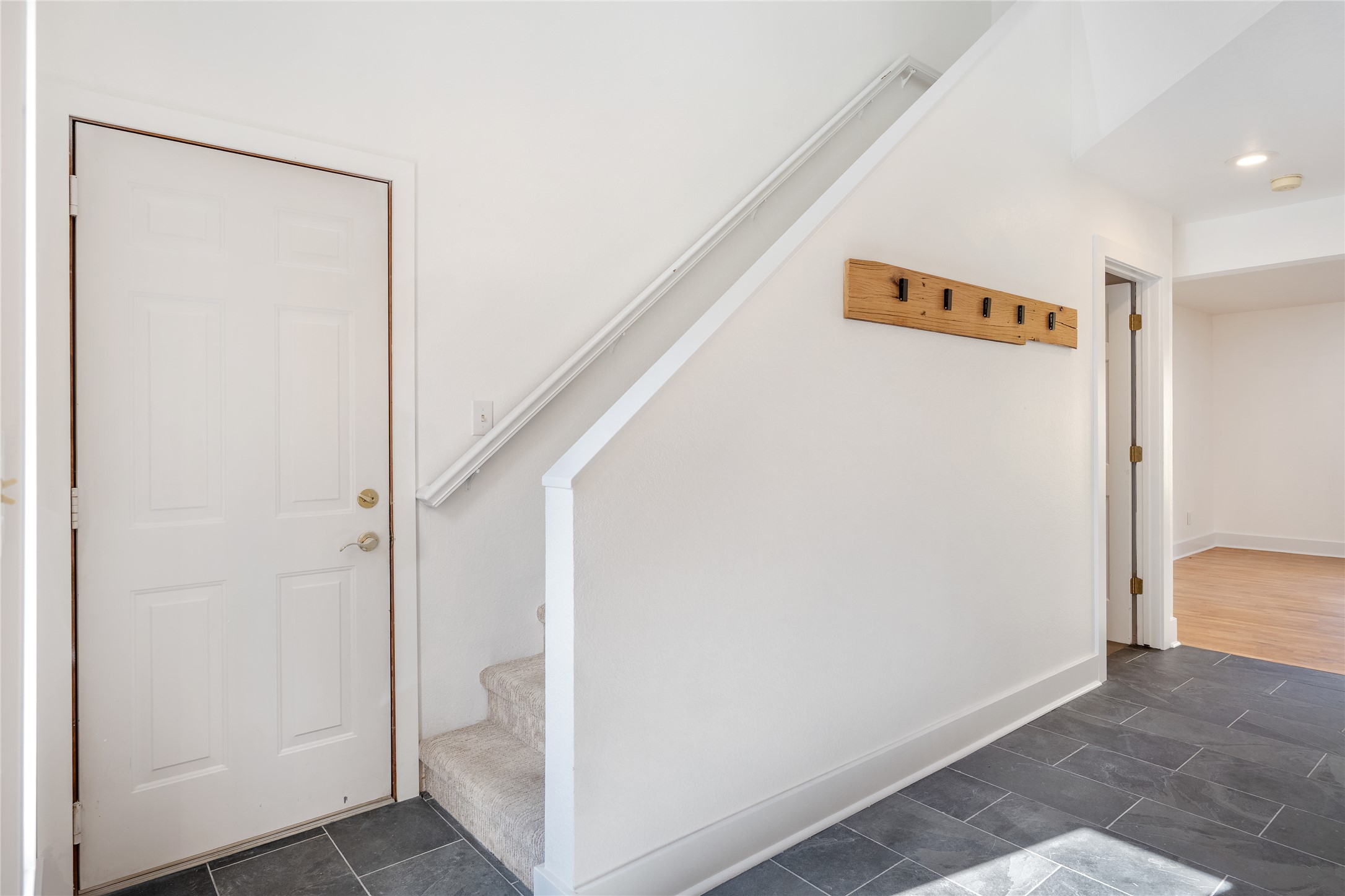 42 Brookside Way Property Photo 5