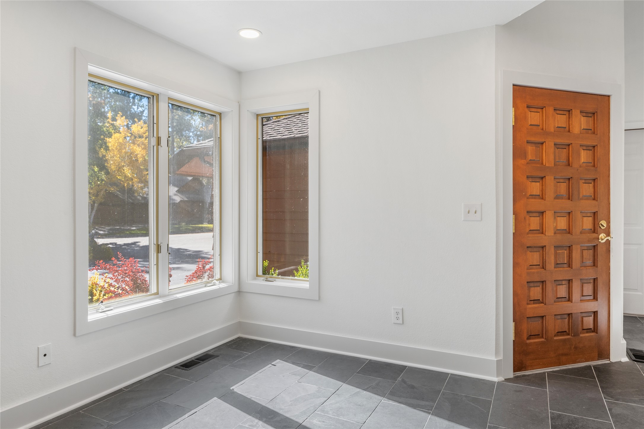 42 Brookside Way Property Photo 7
