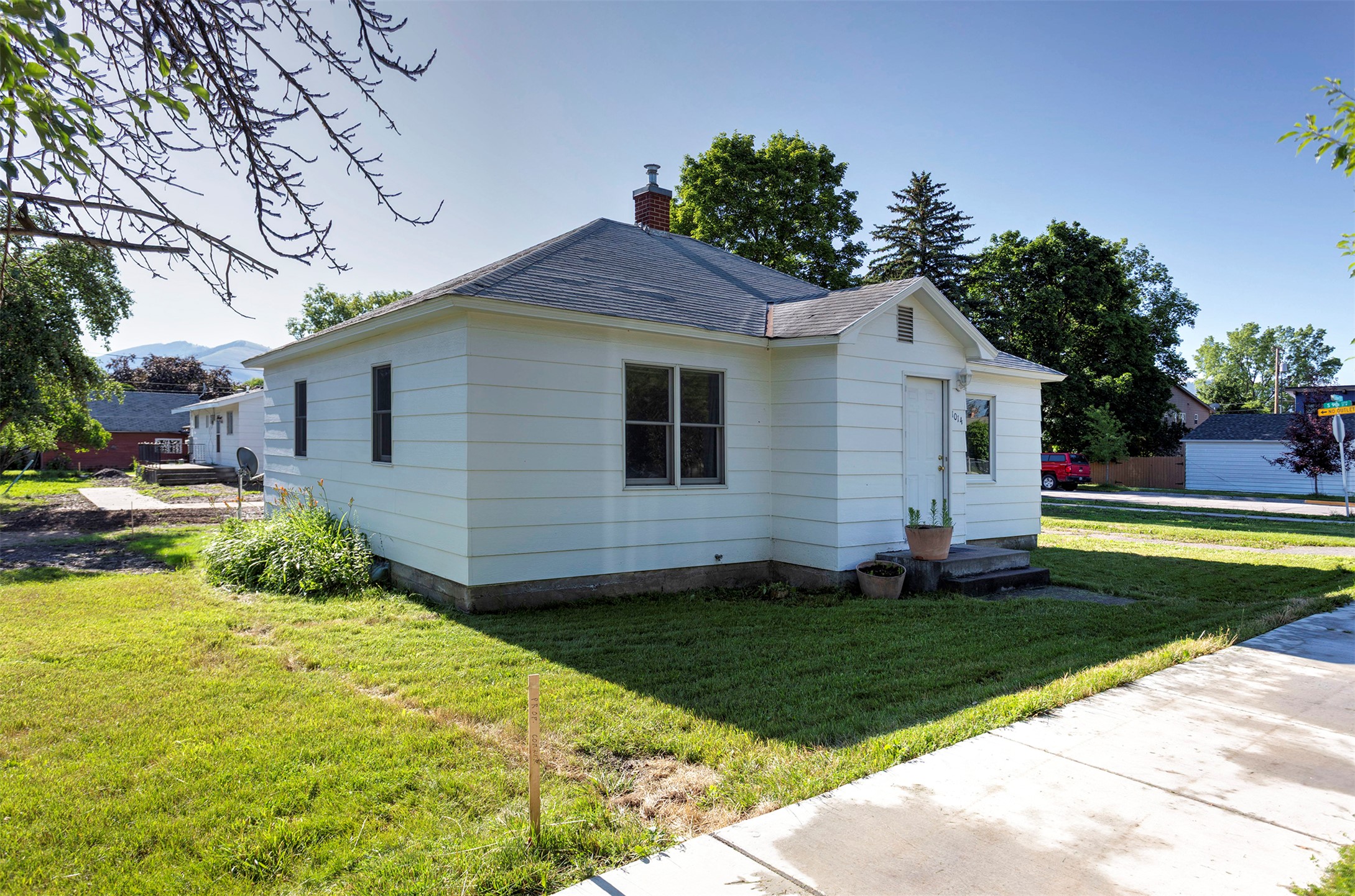 1014 Eaton Street Property Photo 3