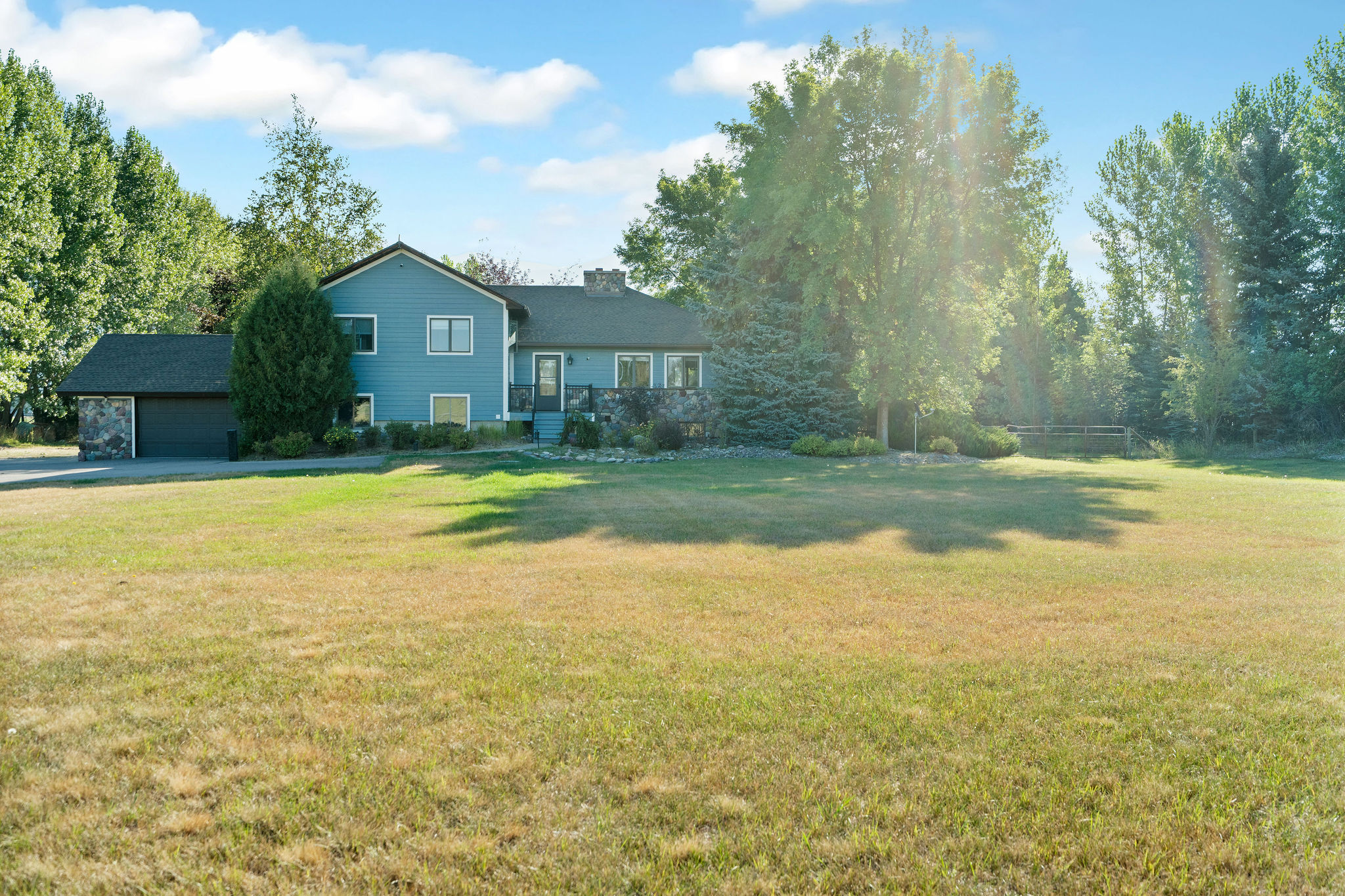 513 Windfield Lane Property Photo 4
