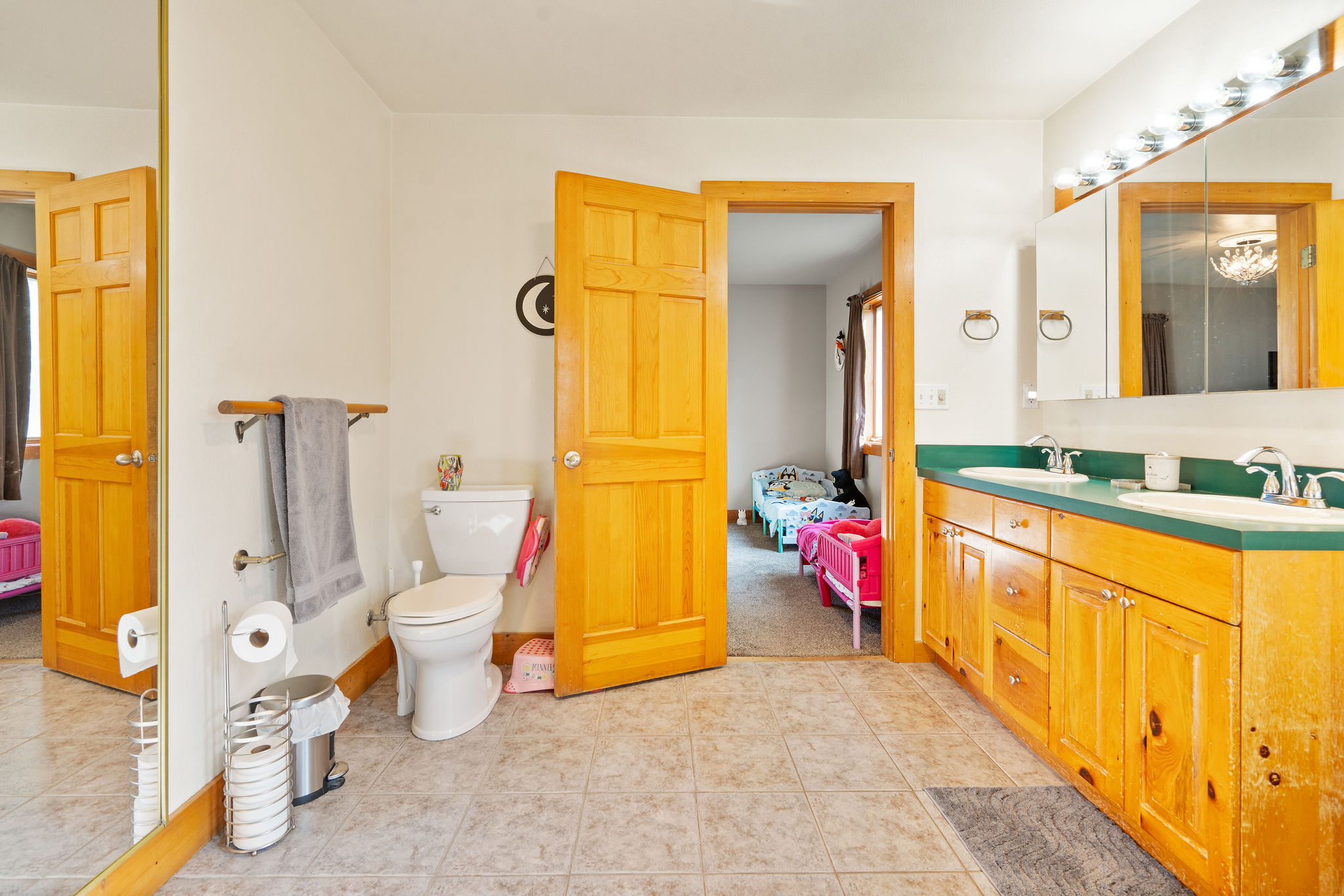 513 Windfield Lane Property Photo 33