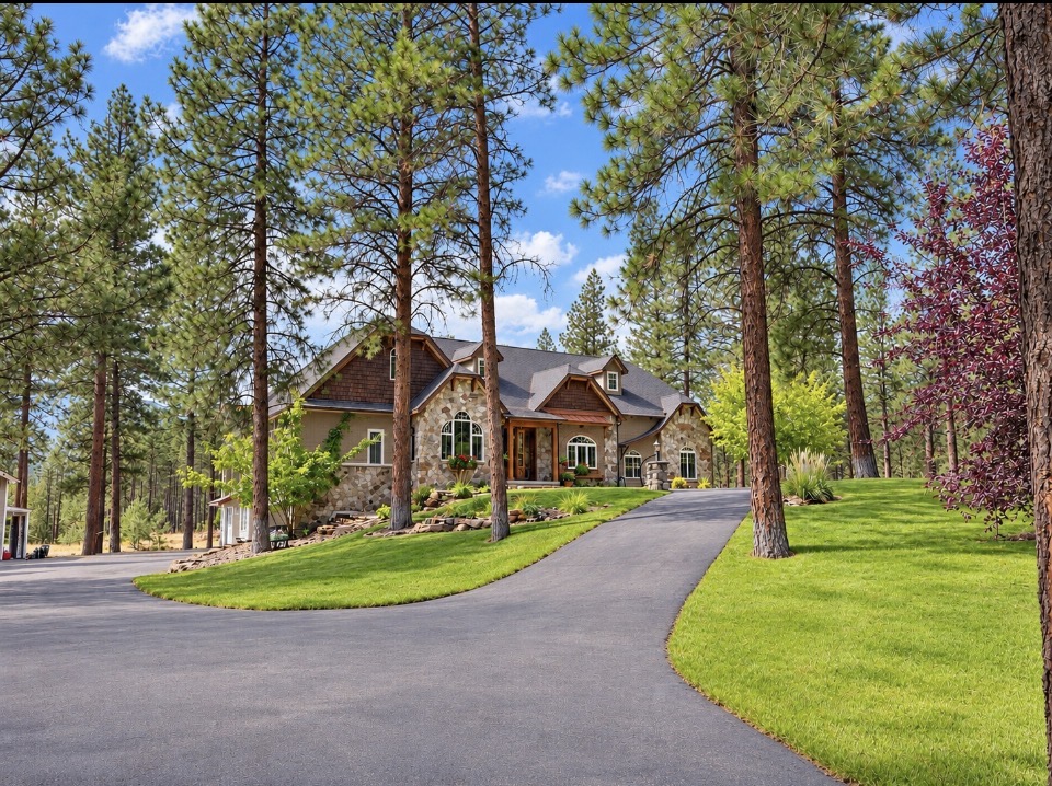 84 Cherry Creek Bluff Road Property Photo 1