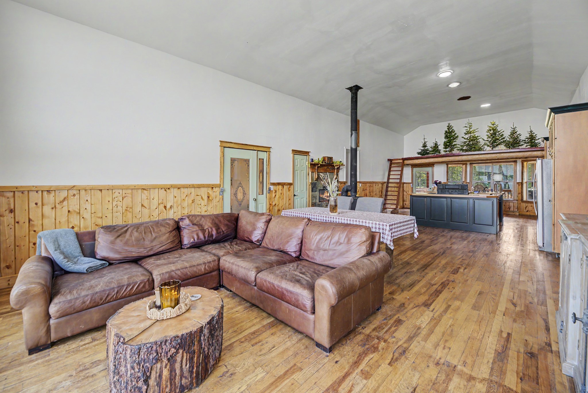 4445 Banner Creek Road Property Photo 9