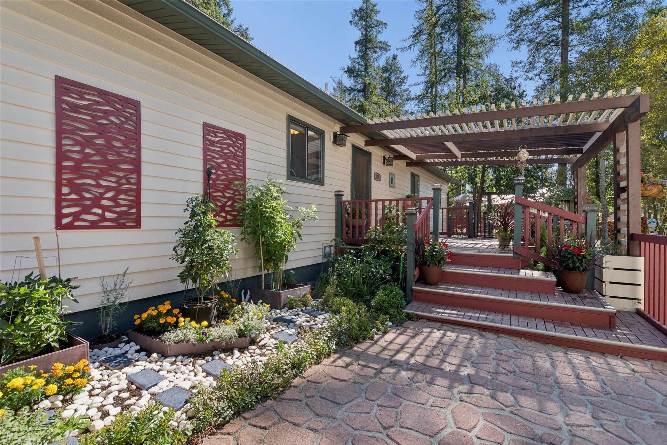 226 Goat Trail Property Photo 1