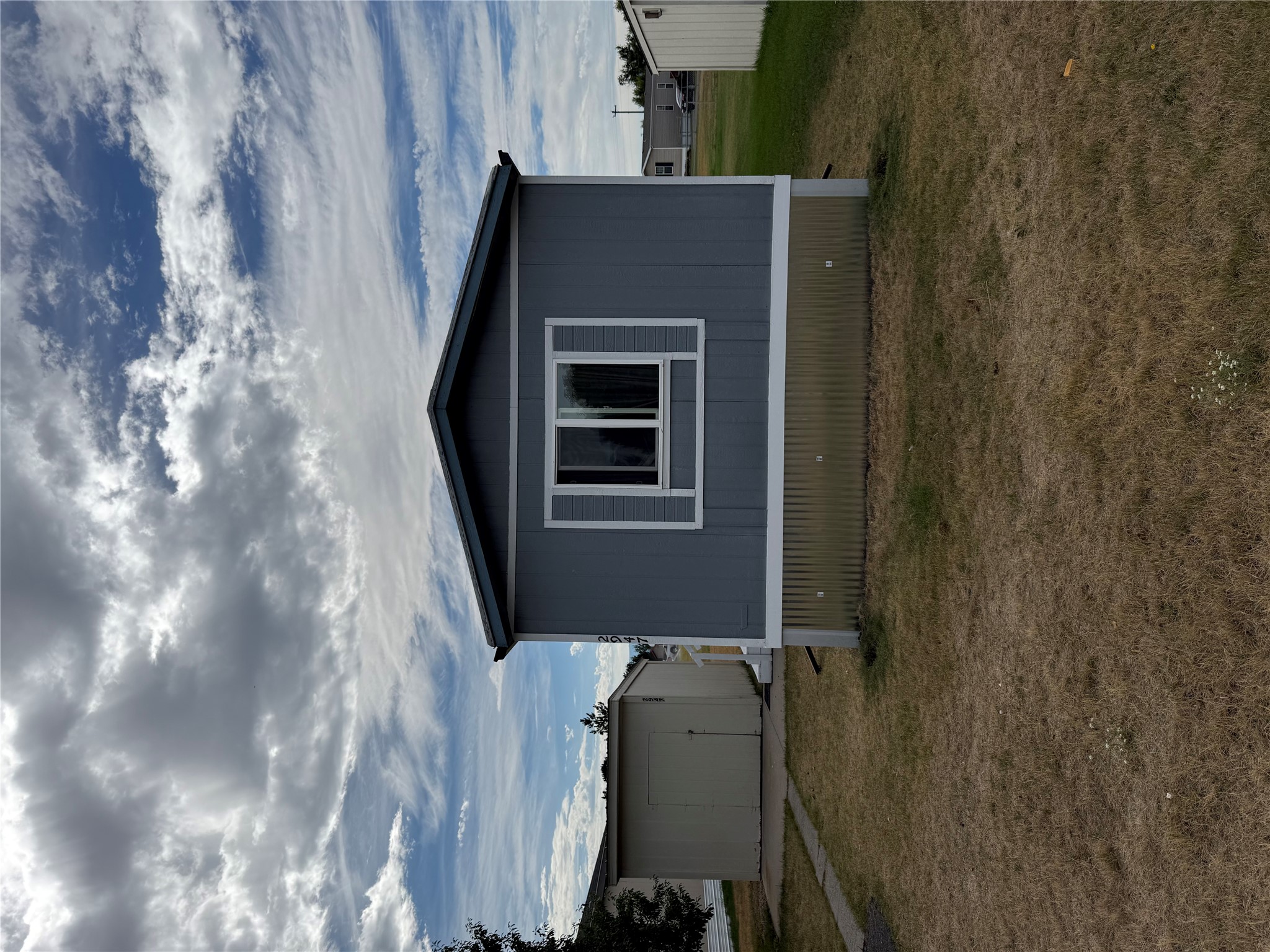 2947 Sunnyside Road Property Photo 2