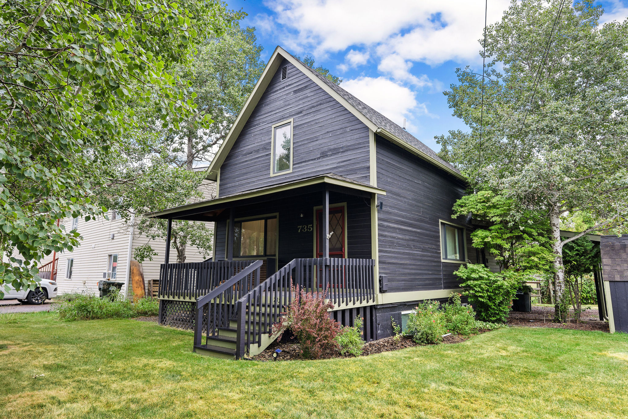 735 3rd Avenue E Property Photo 1