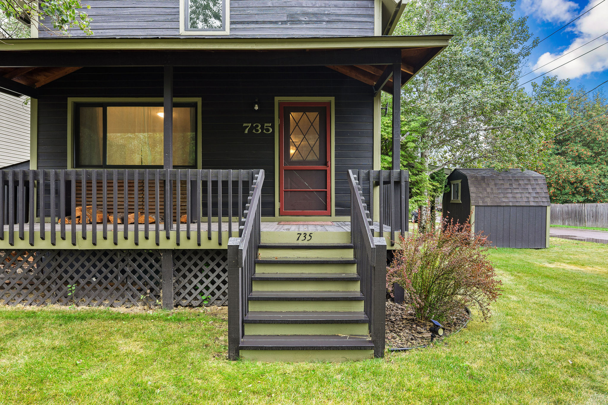735 3rd Avenue E Property Photo 4