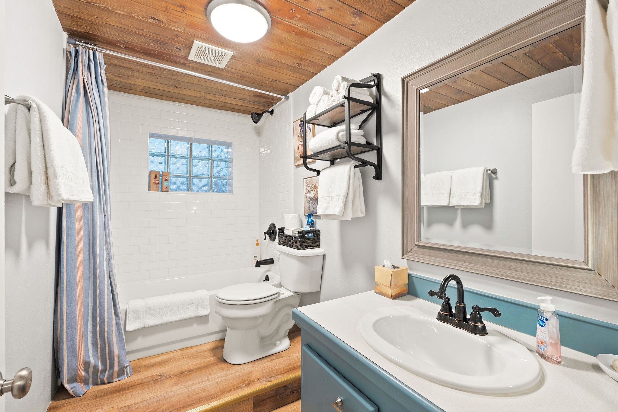 735 3rd Avenue E Property Photo 19