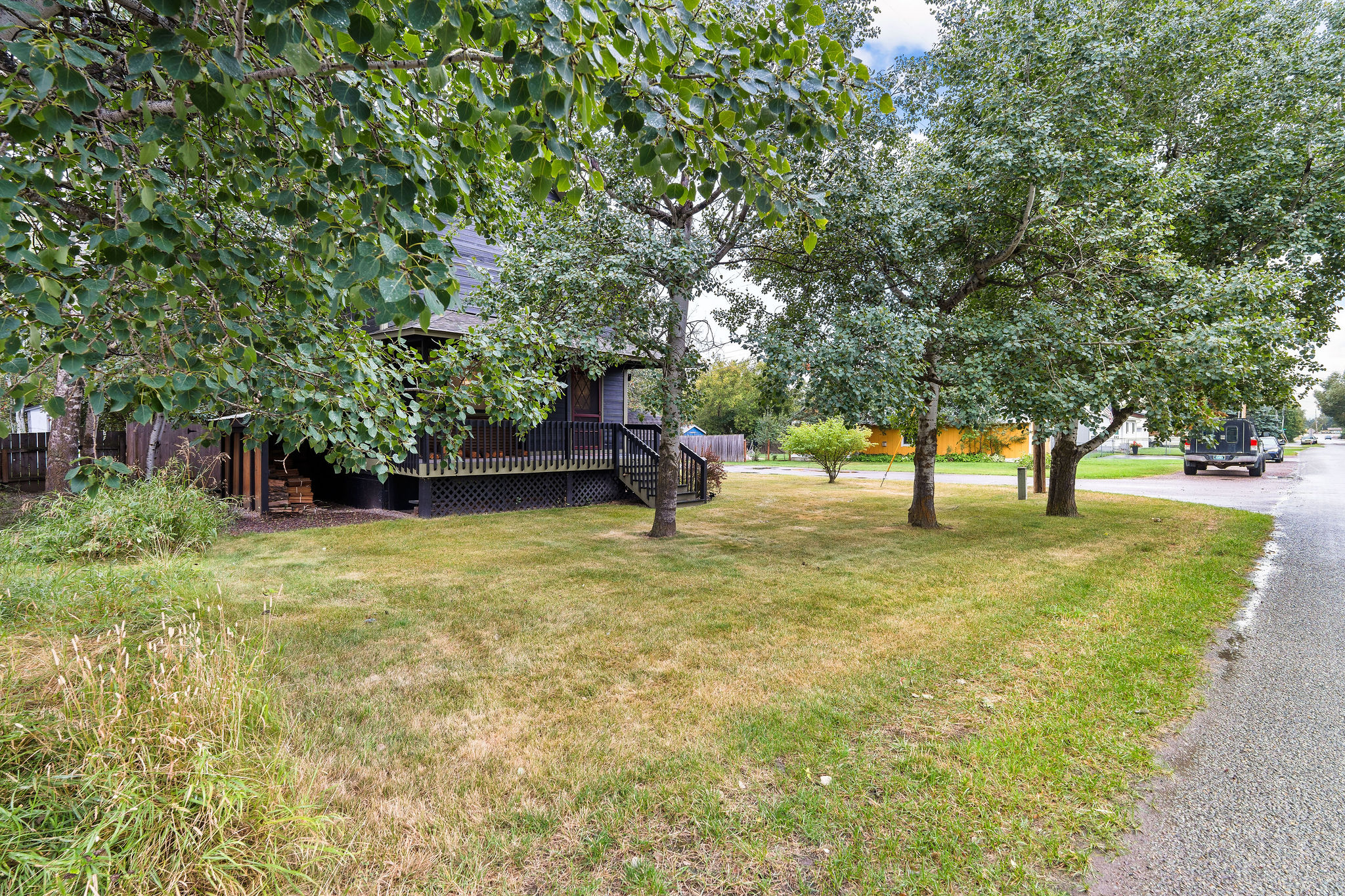 735 3rd Avenue E Property Photo 28
