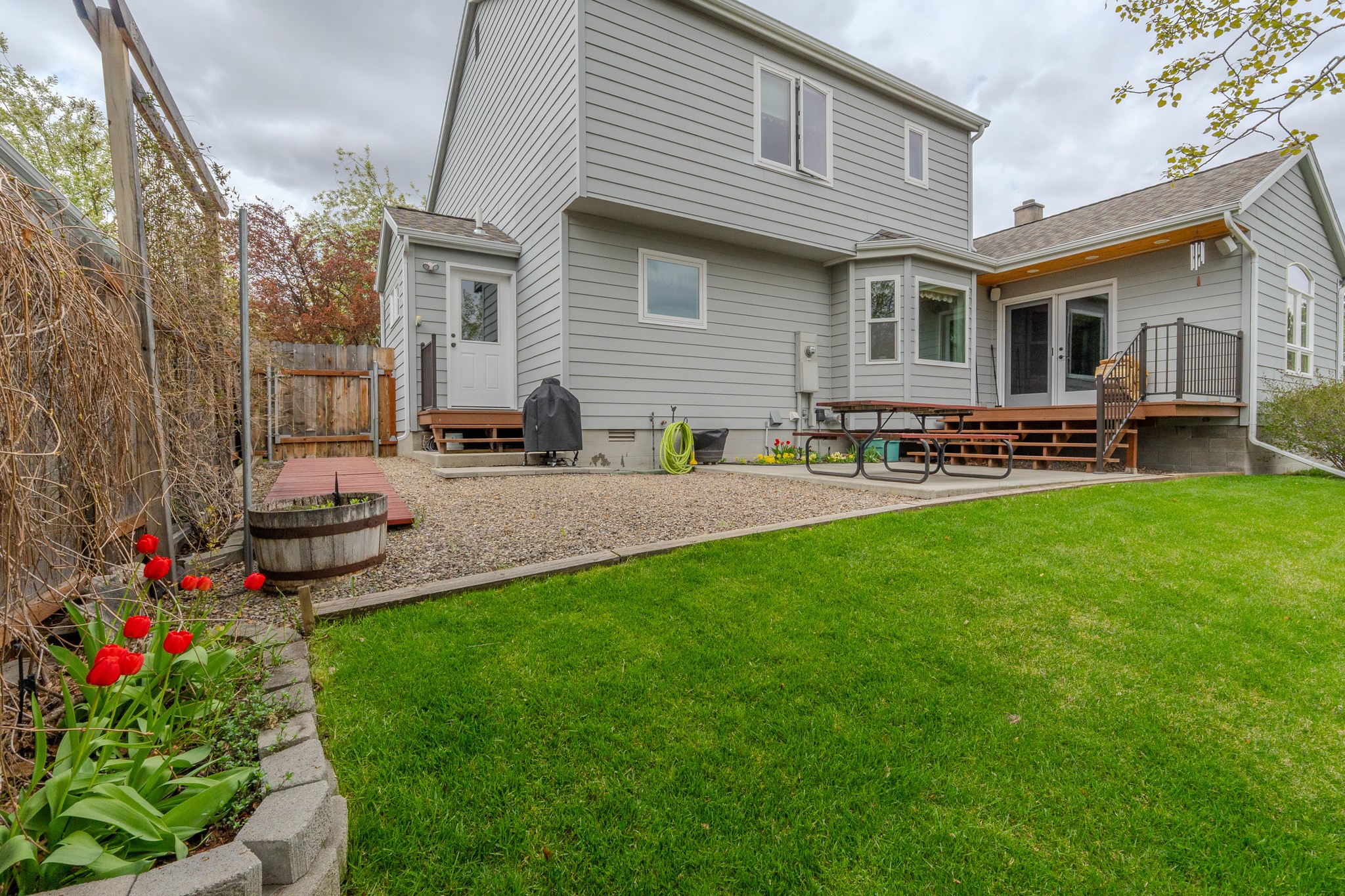 809 Tower Street Property Photo 6