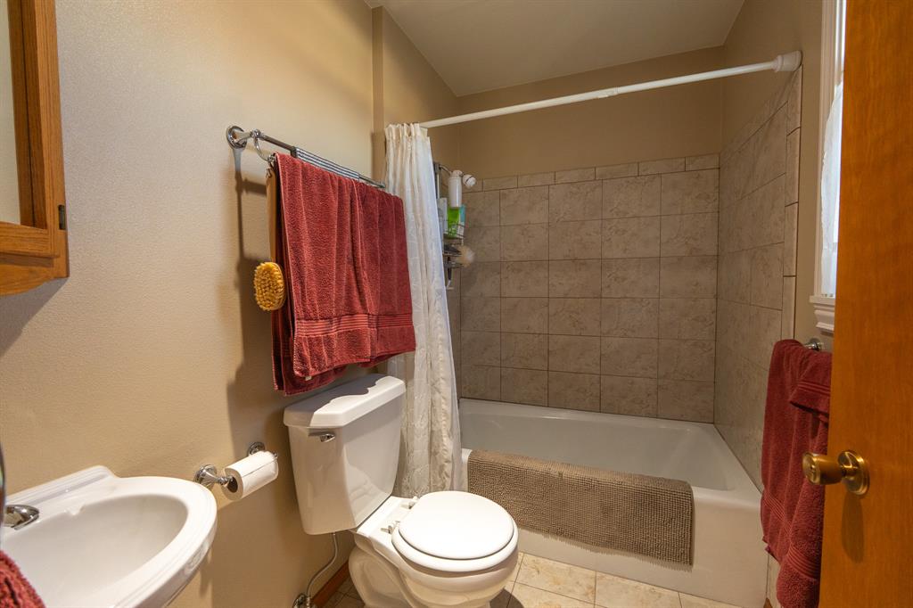 809 Tower Street Property Photo 28