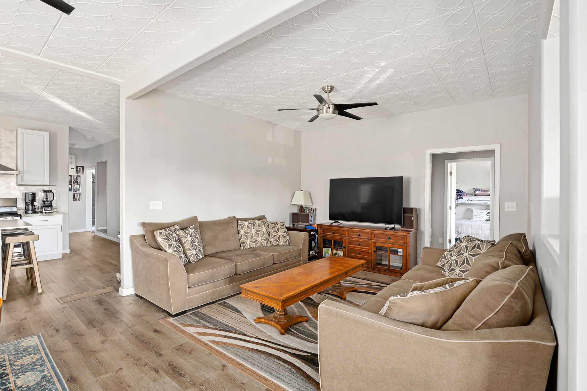 117 Front Street Property Photo 12